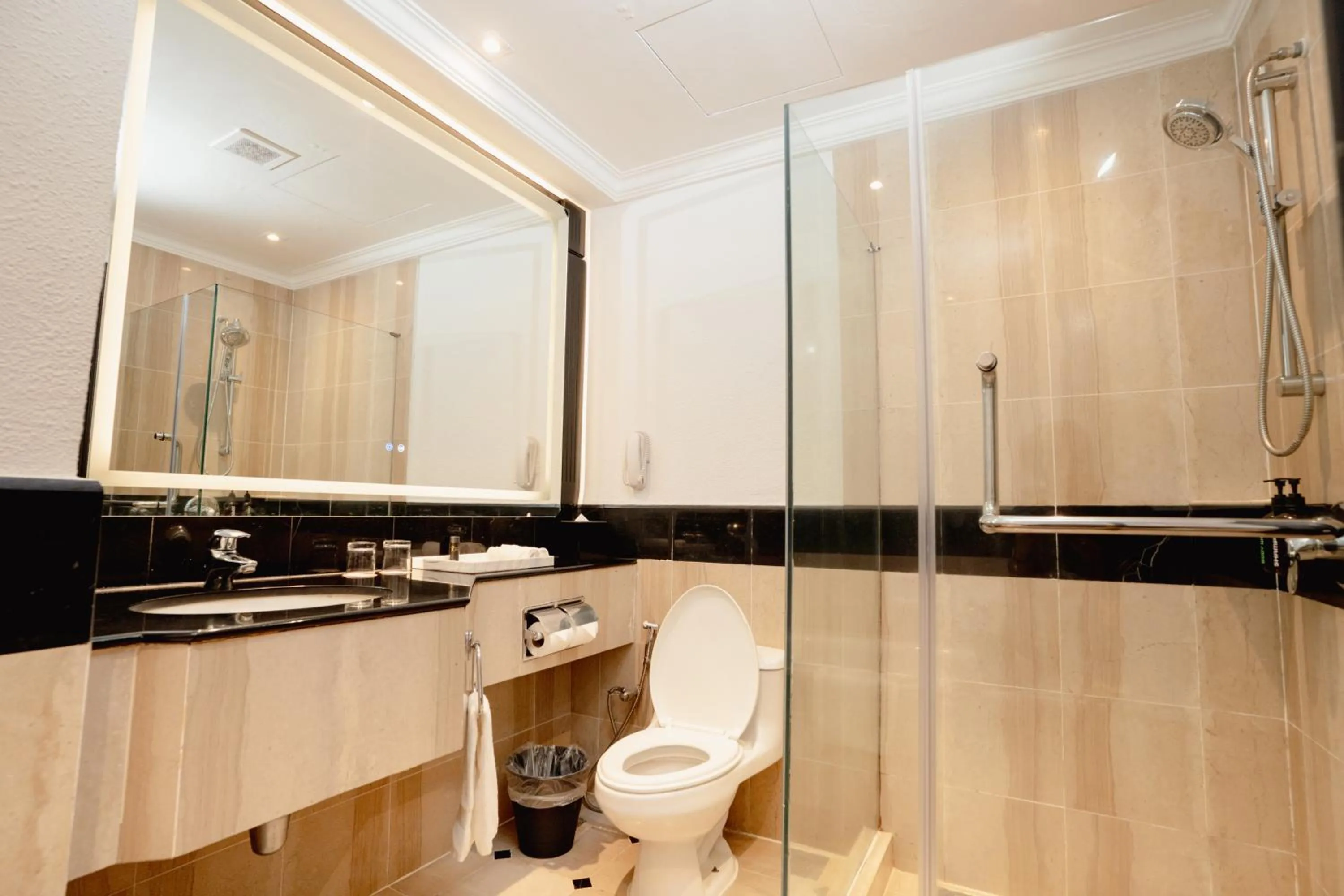 Shower in Renai Hotel Kota Bharu