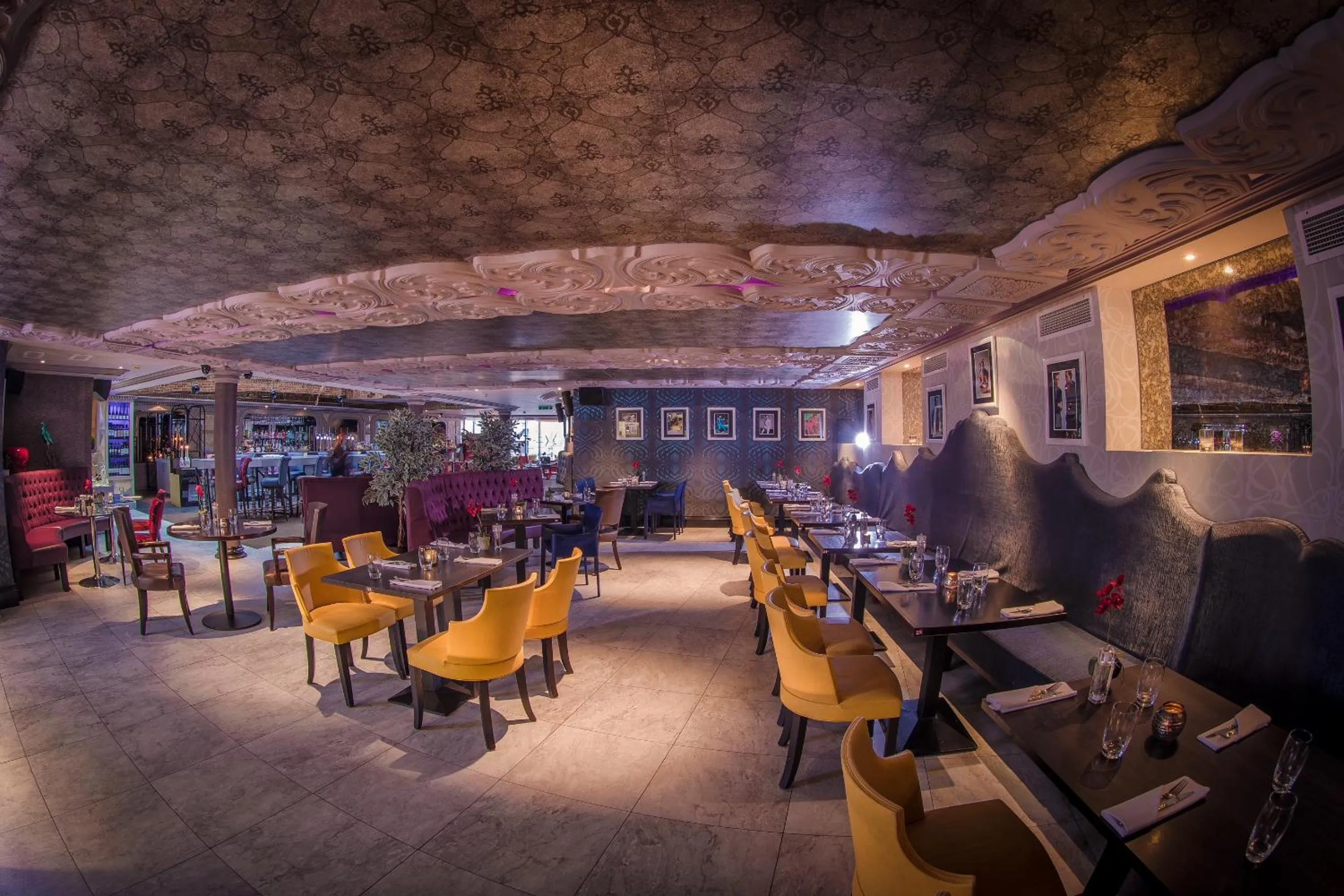 Restaurant/places to eat in Me & Mrs Jones