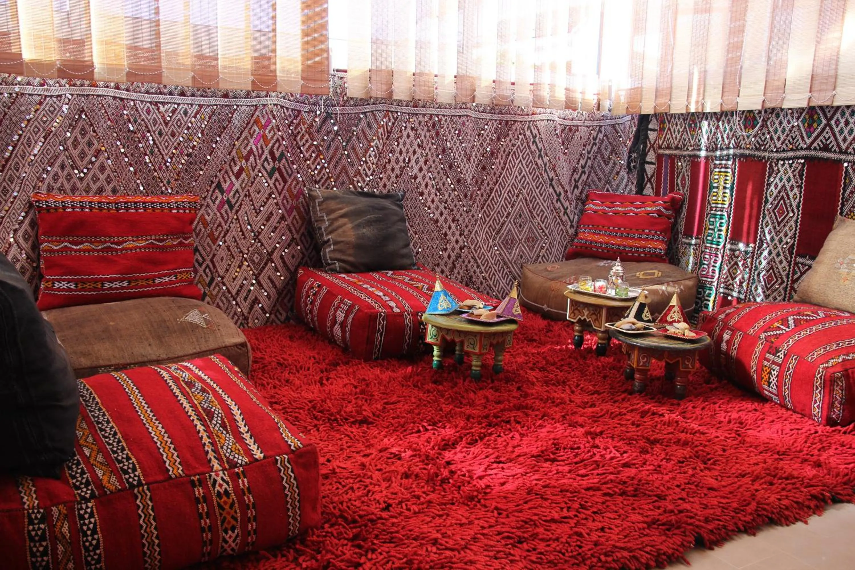 Lounge or bar in Riad Léna & Spa