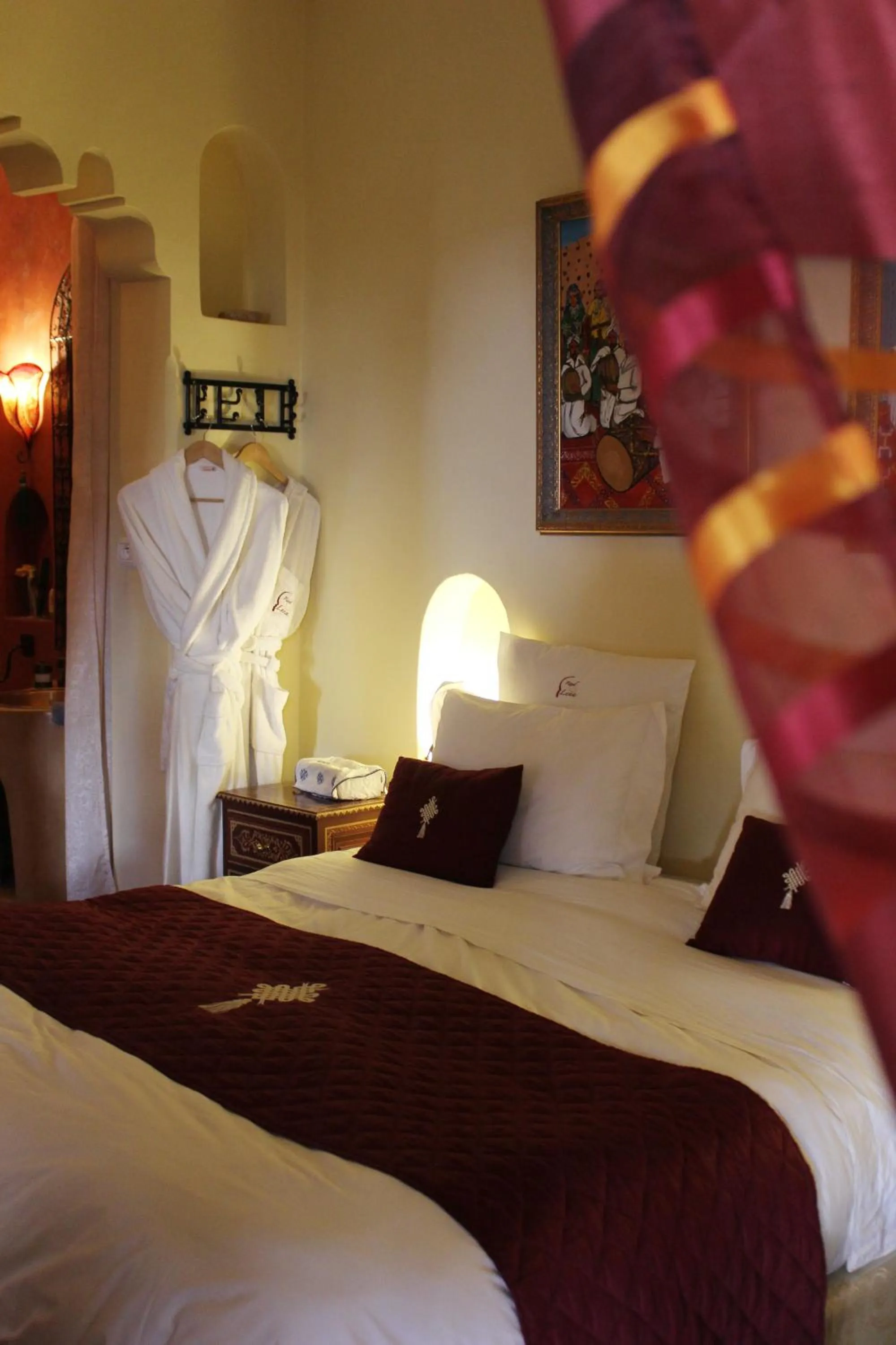 Bed in Riad Léna & Spa