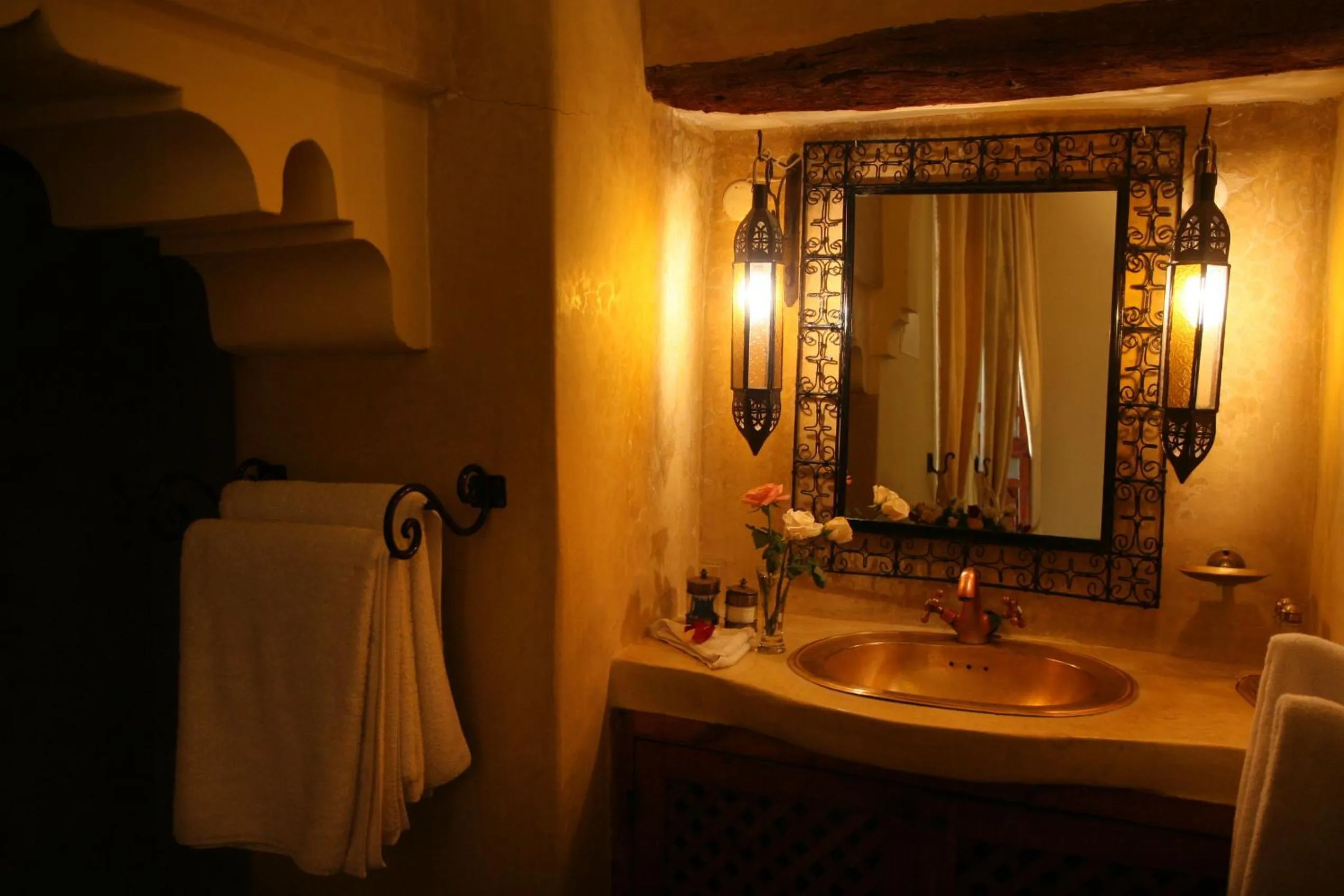 Bathroom in Riad Léna & Spa
