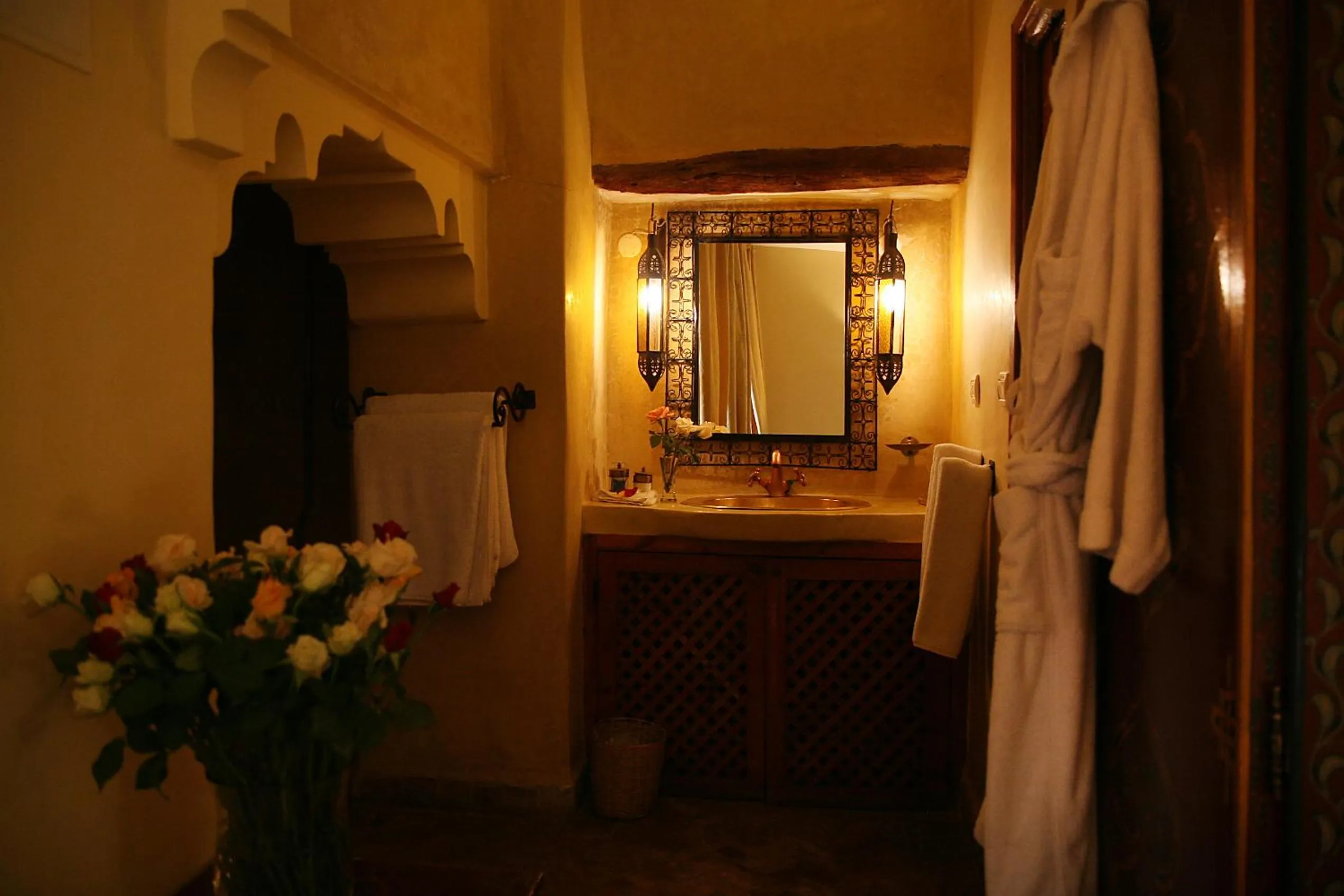 Bathroom in Riad Léna & Spa