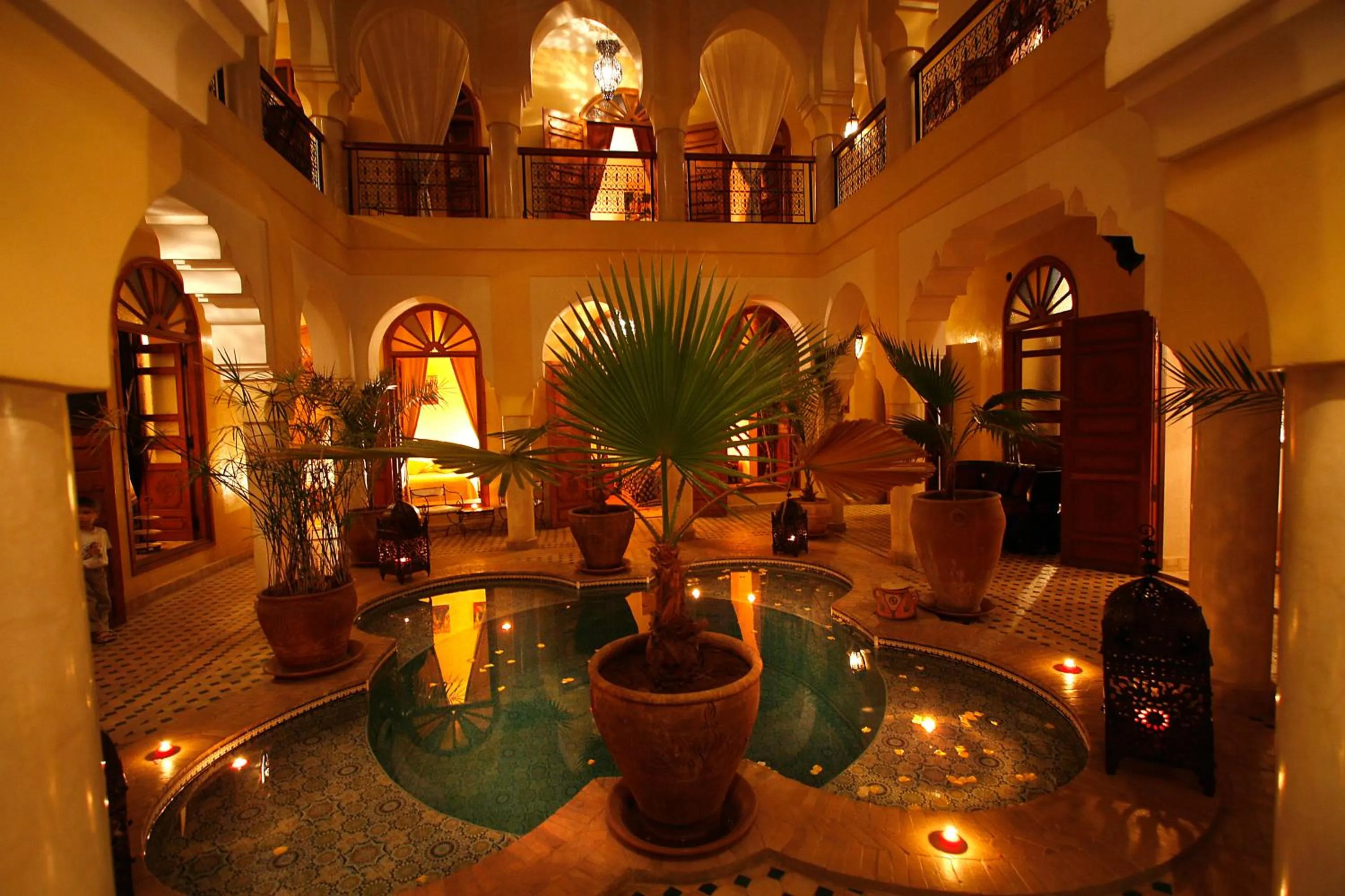 Swimming pool in Riad Léna & Spa