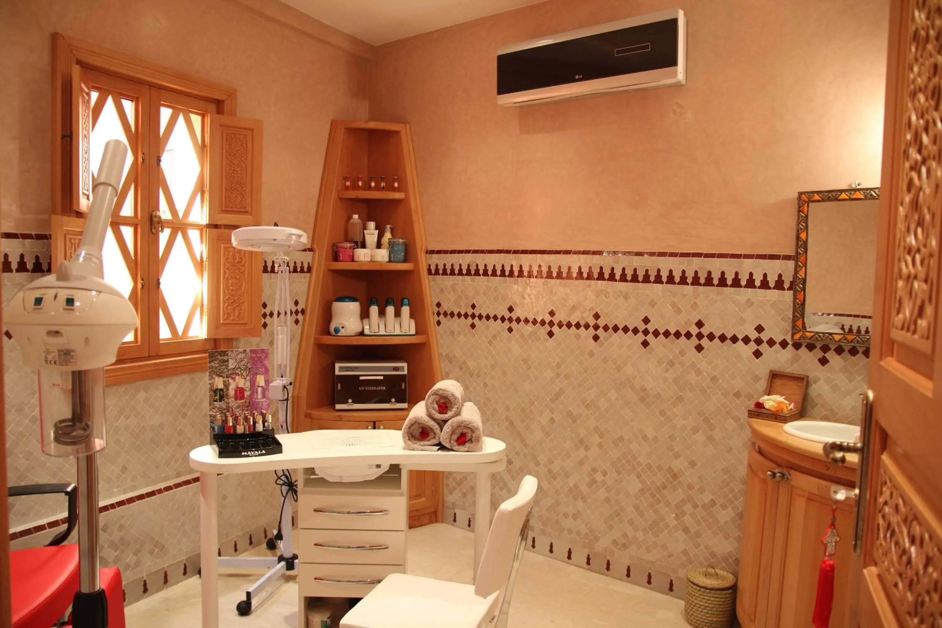 Spa and wellness centre/facilities in Riad Léna & Spa