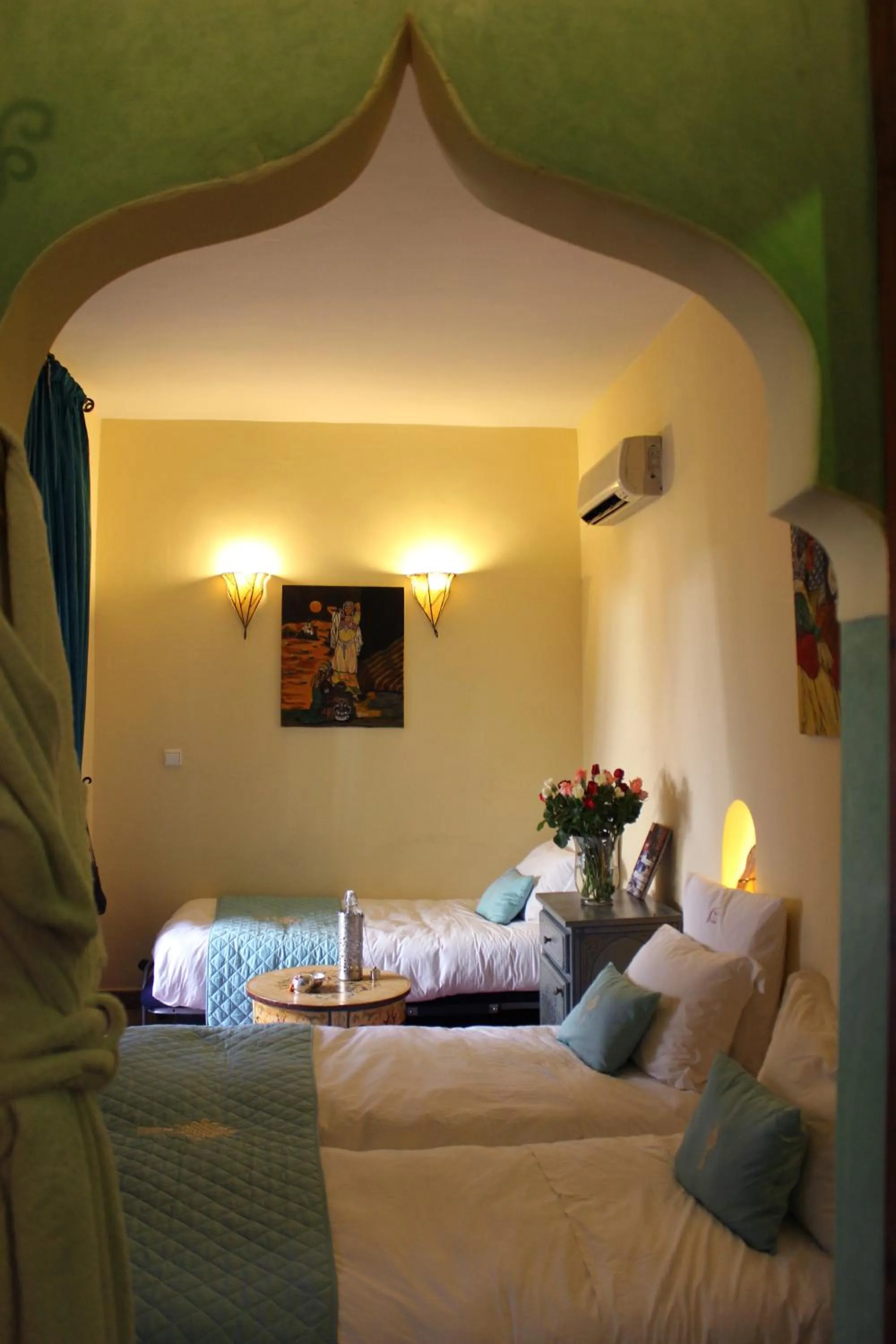 Bed in Riad Léna & Spa