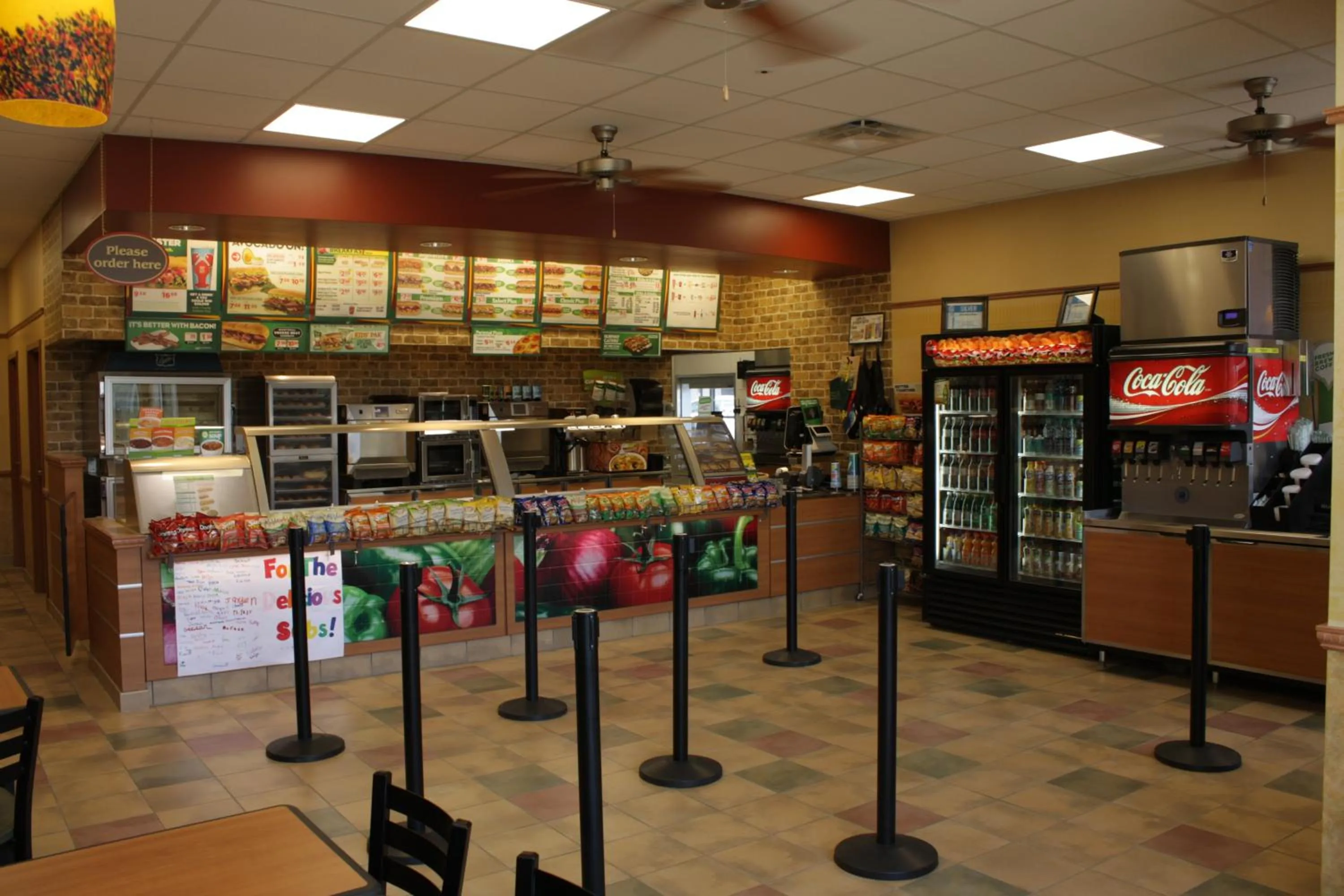 Restaurant/places to eat in Hillcrest Motel