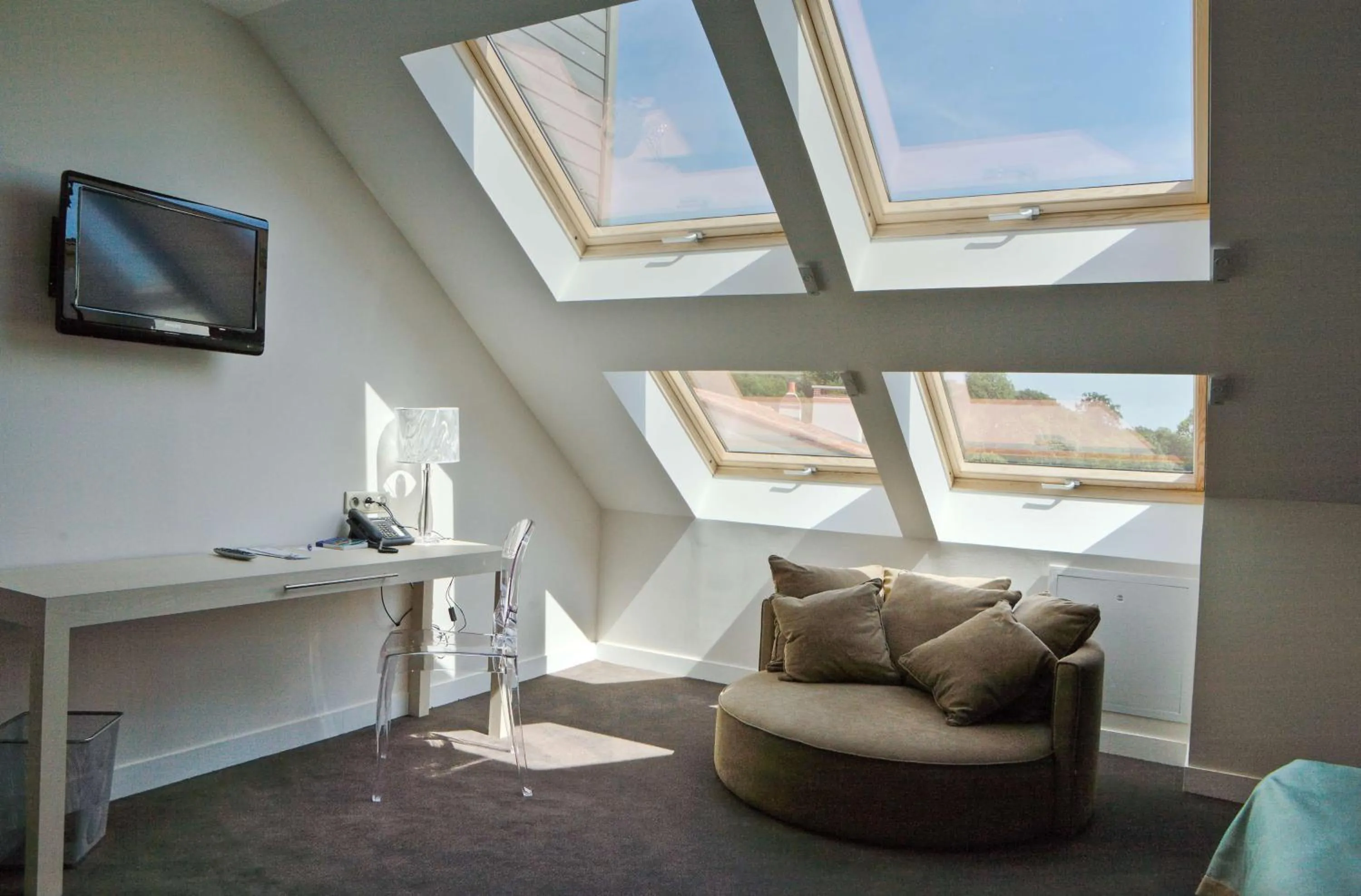 Bedroom in Best Western Plus Villa Saint Antoine Hotel & Spa