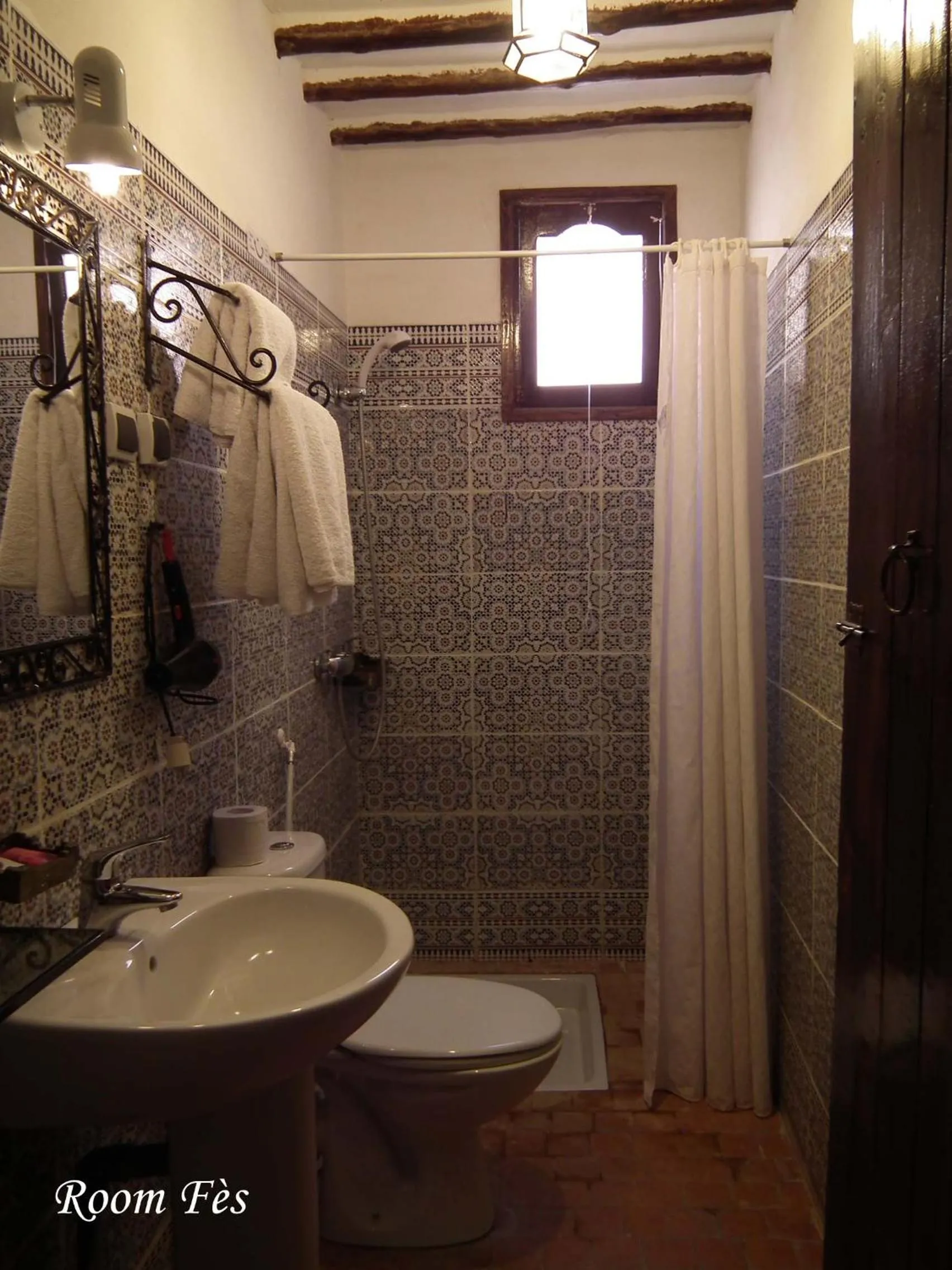 Bathroom in Hotel Tomboctou