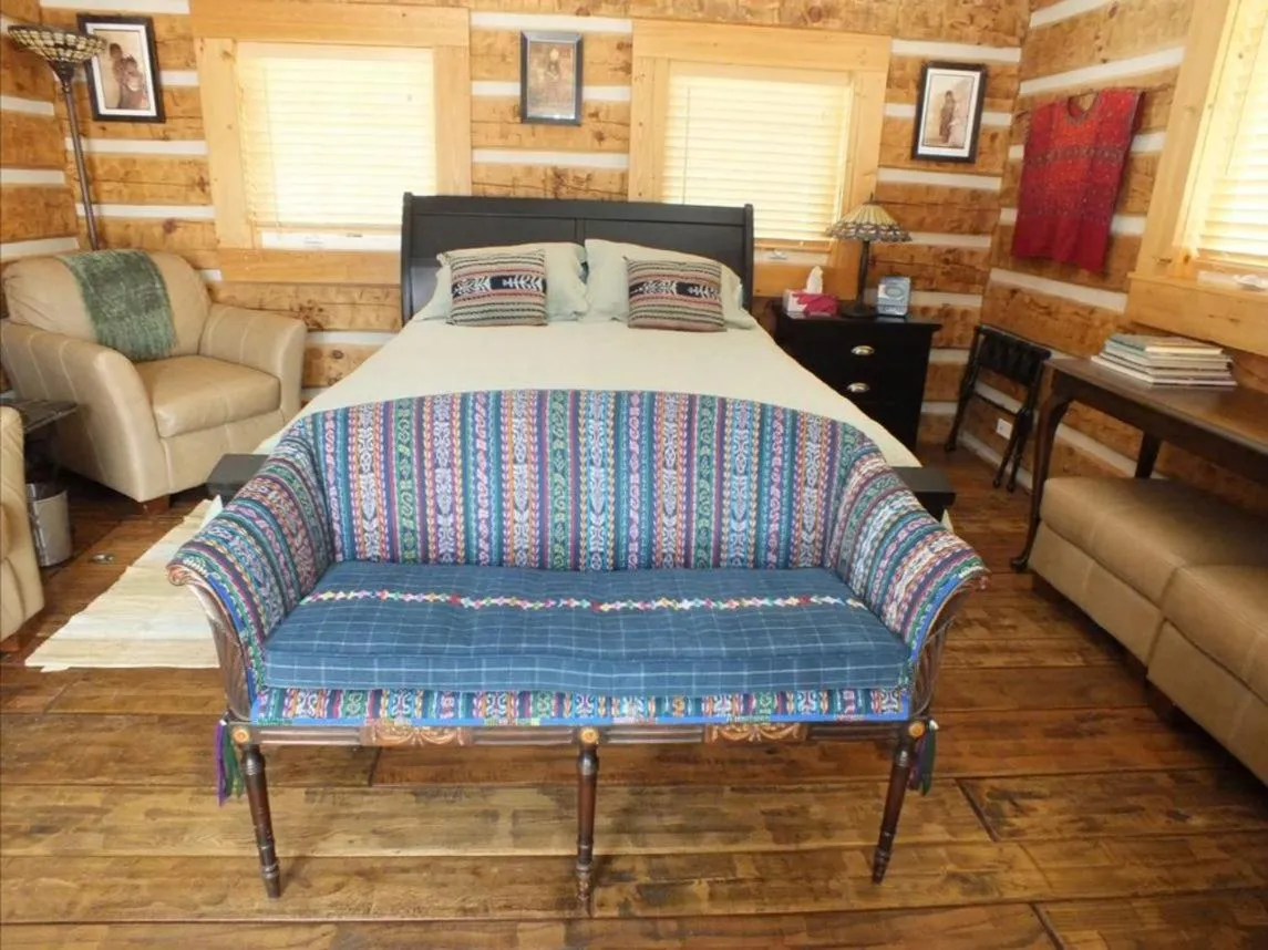 Photo of the whole room in Riverside Meadows Cabins