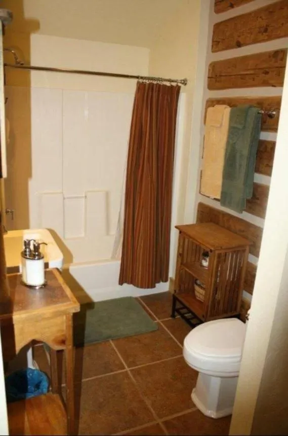 Riverside Meadows Cabins