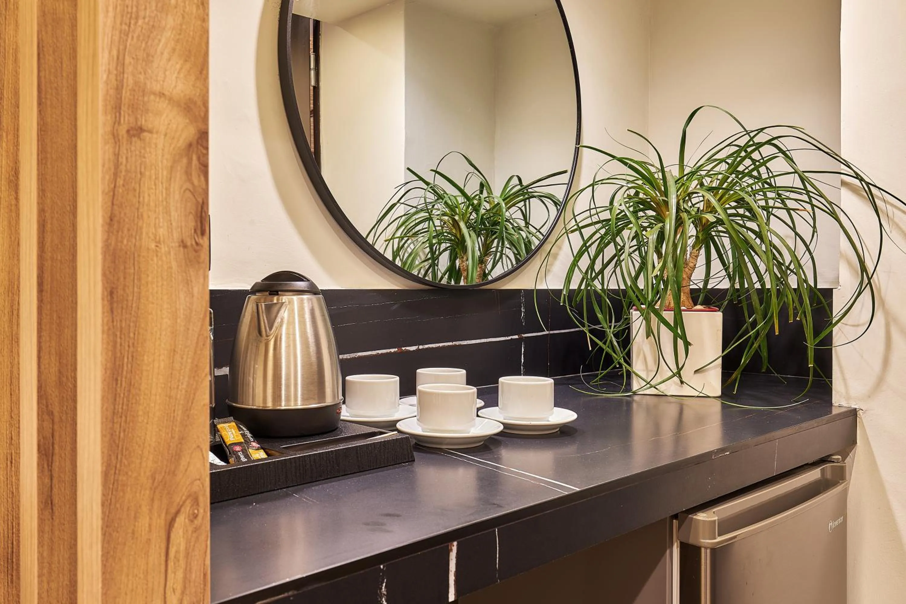 Coffee/tea facilities in Dionisos Hotel