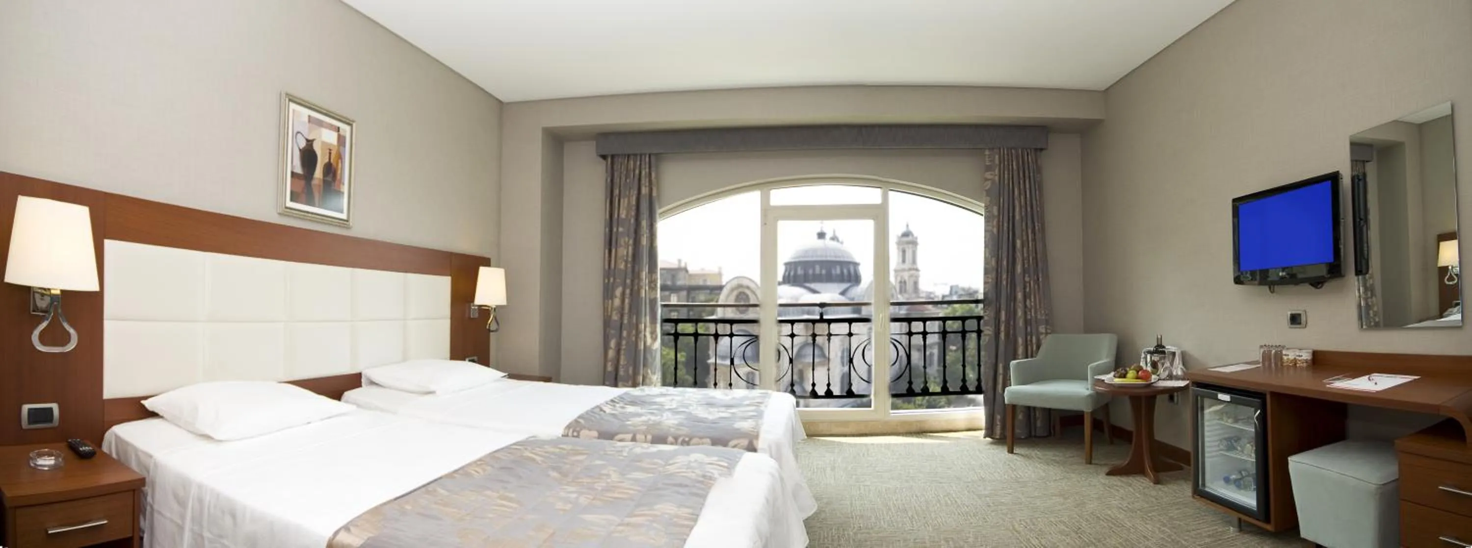 Bed in Innpera Hotel