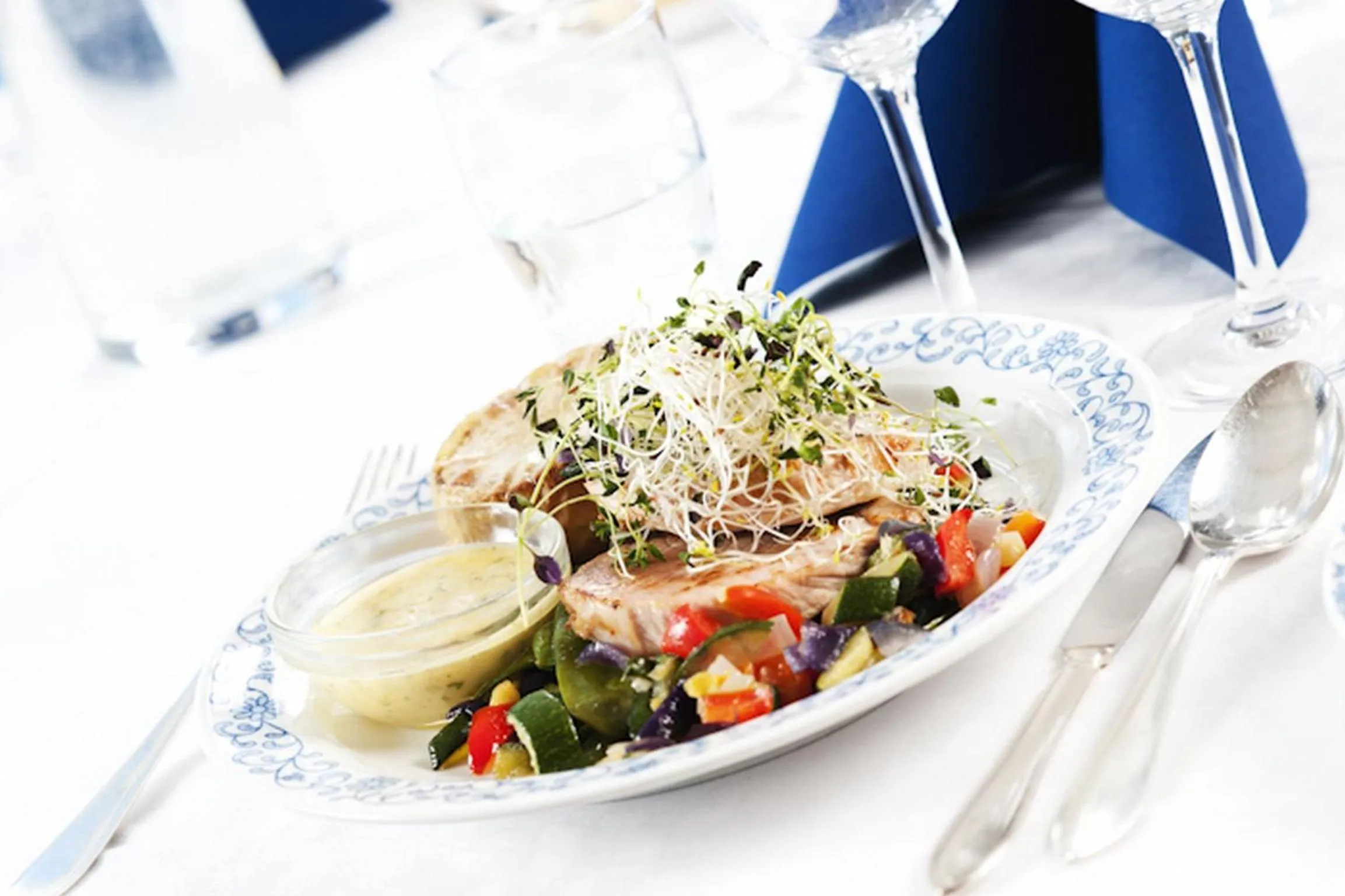 Restaurant/places to eat in Åh Stifts- & Konferensgård