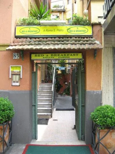 Facade/entrance in A Roma San Pietro Best Bed