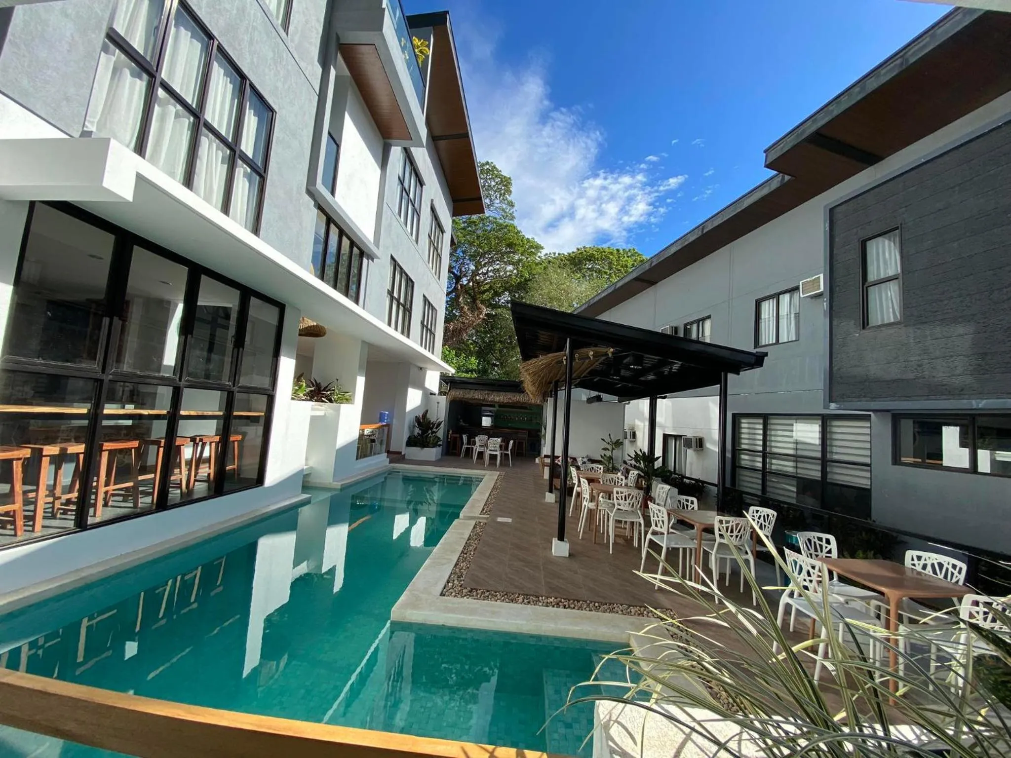 Acacia Garden Inn and Suites