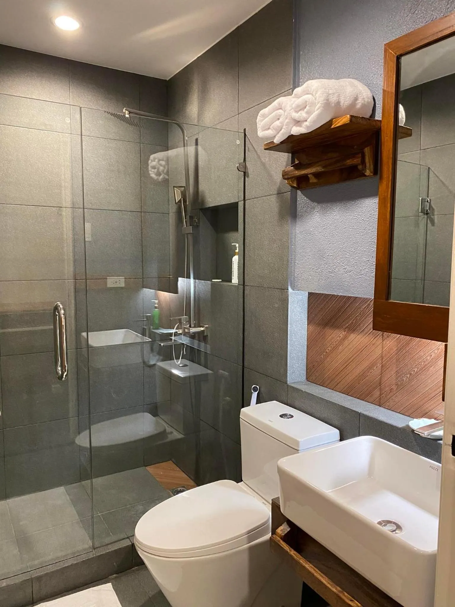 Acacia Garden Inn and Suites