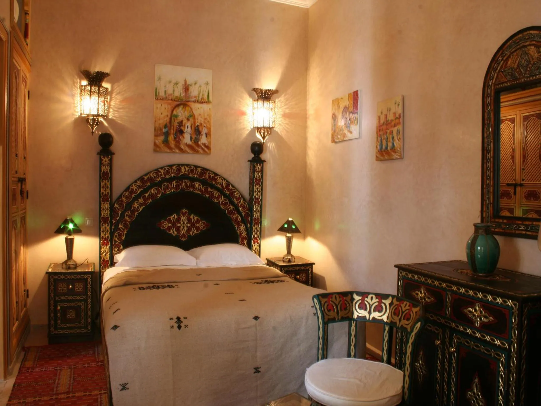 Photo of the whole room, Bed in Riad Sofia