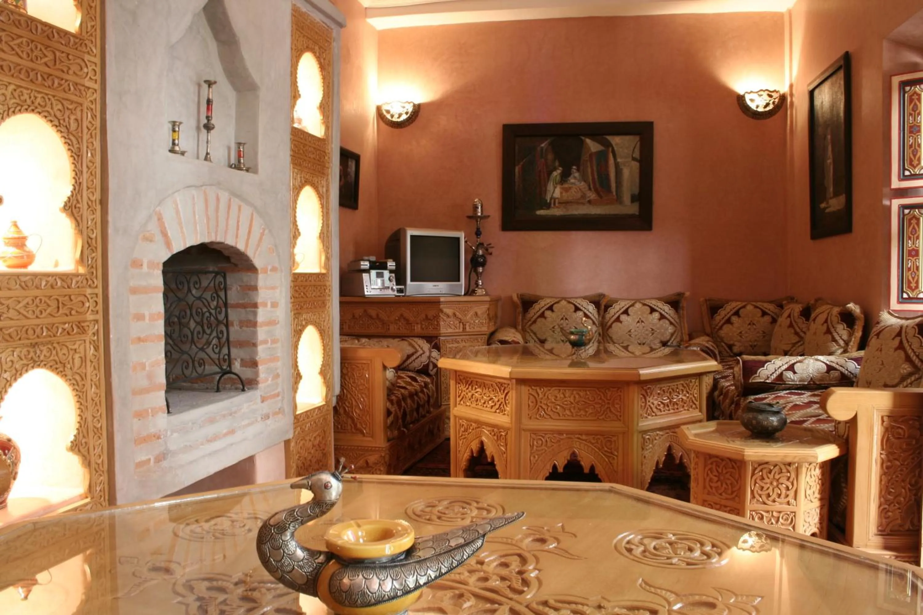 Communal lounge/ TV room in Riad Sofia