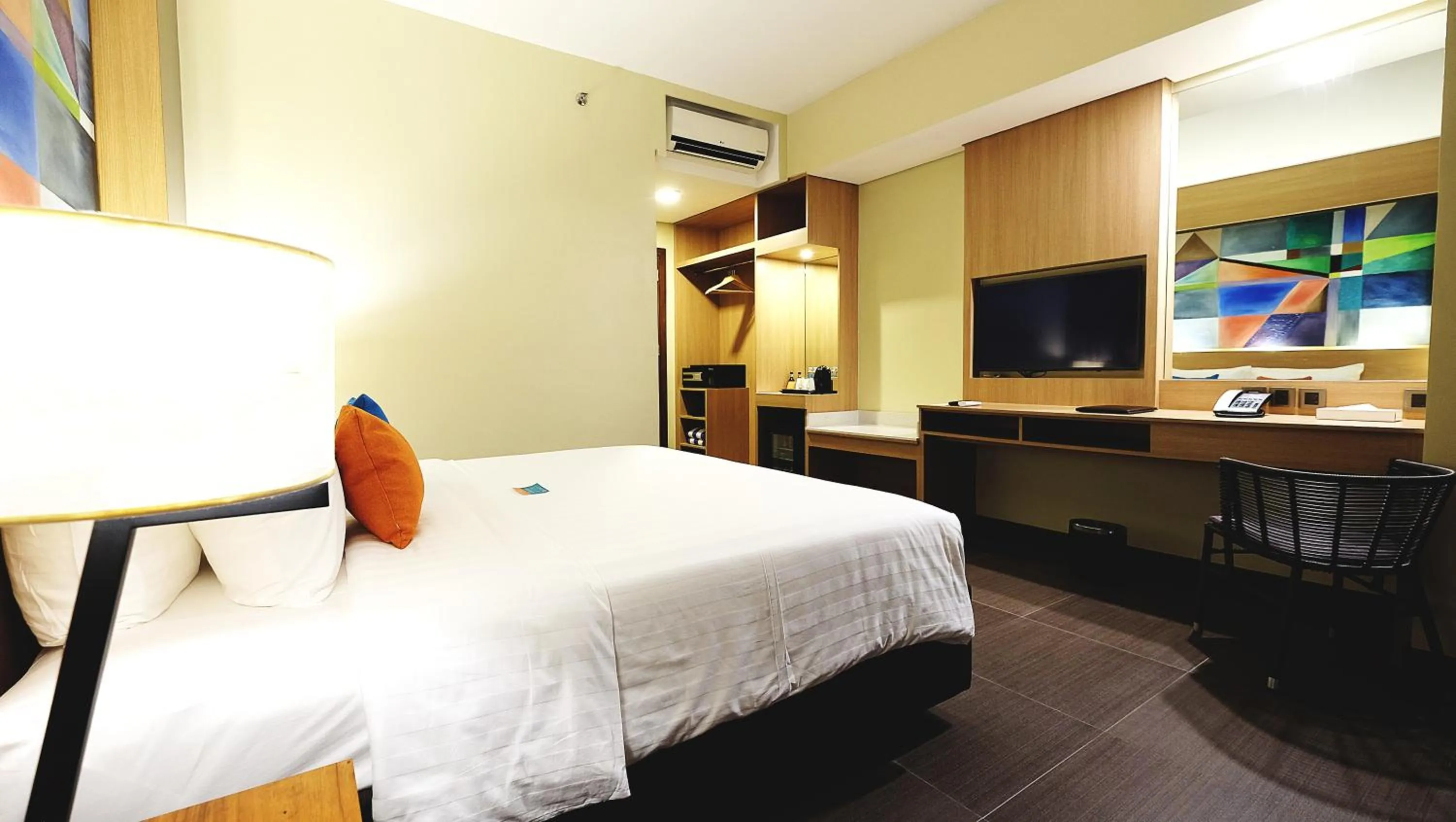 Bedroom, Bed in Altabriza Resort Boracay