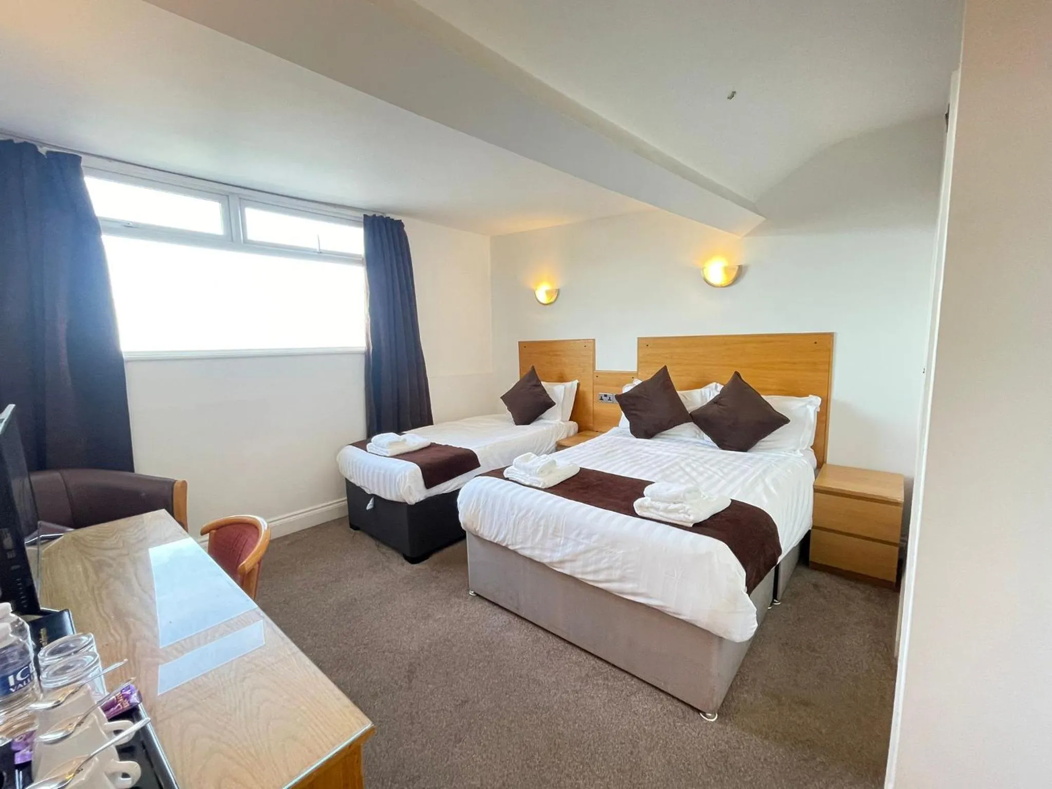 Bedroom, Bed in Four Saints Brig Y Don Hotel