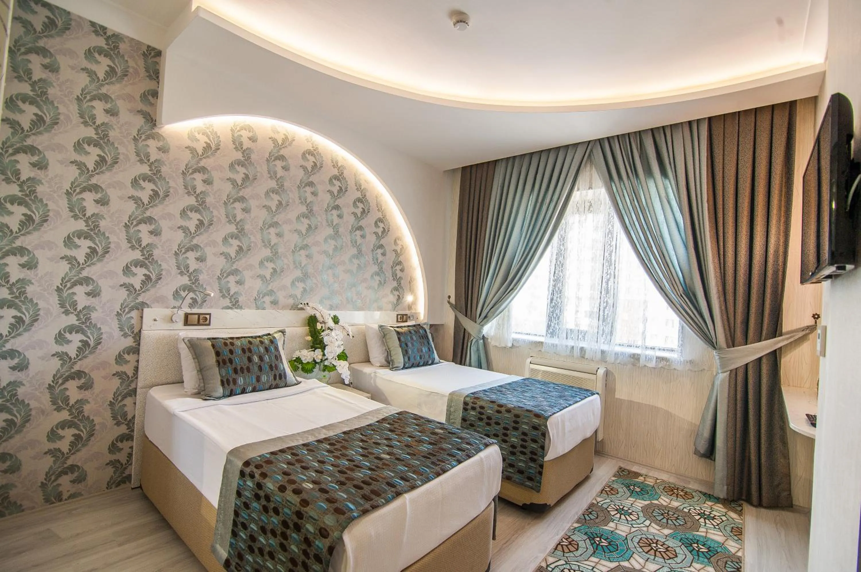 Photo of the whole room, Bed in Dündar Hotel