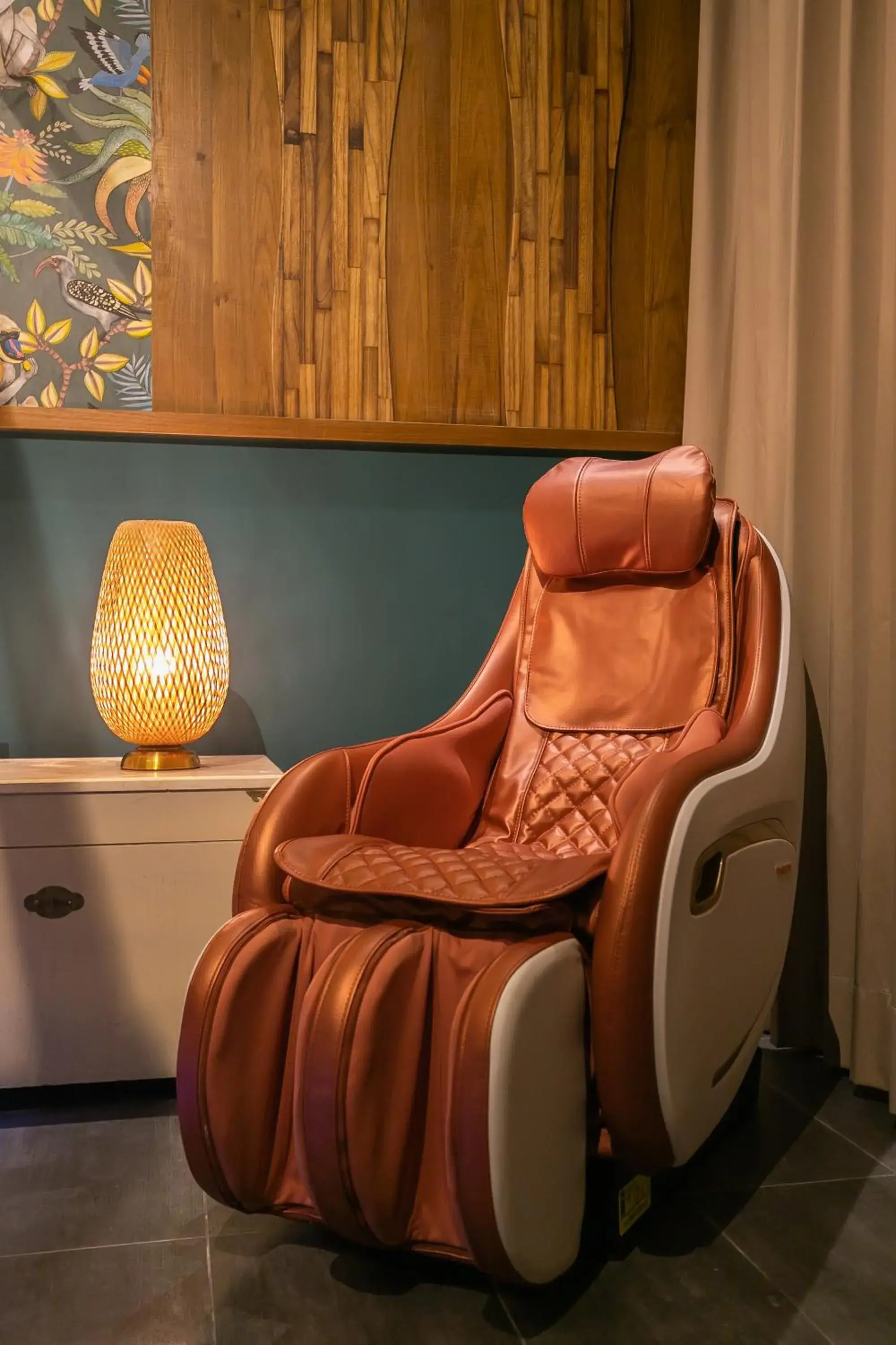 Massage, Seating Area in Vogue Boutigue Motel