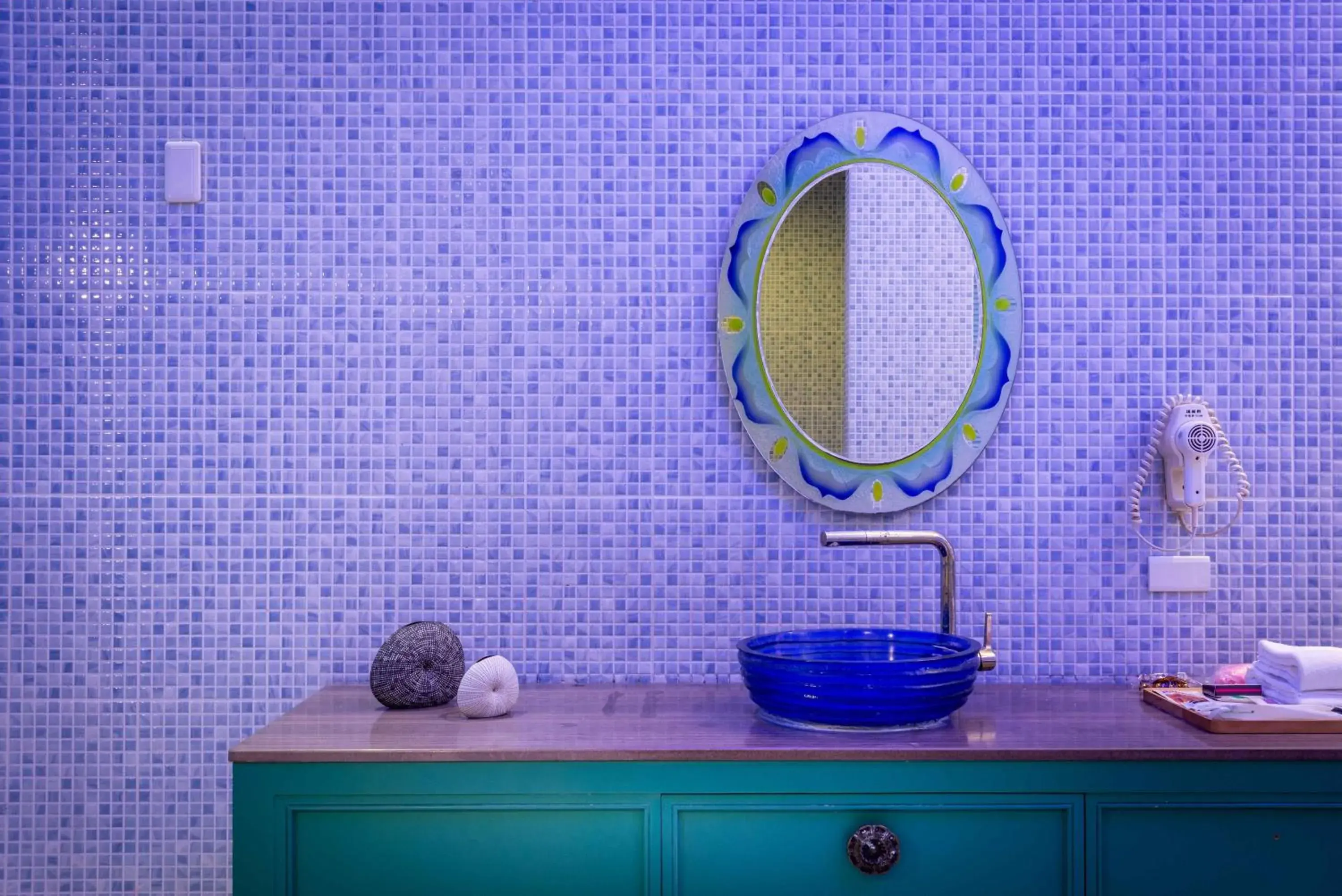 Toilet, Bathroom in Vogue Boutigue Motel