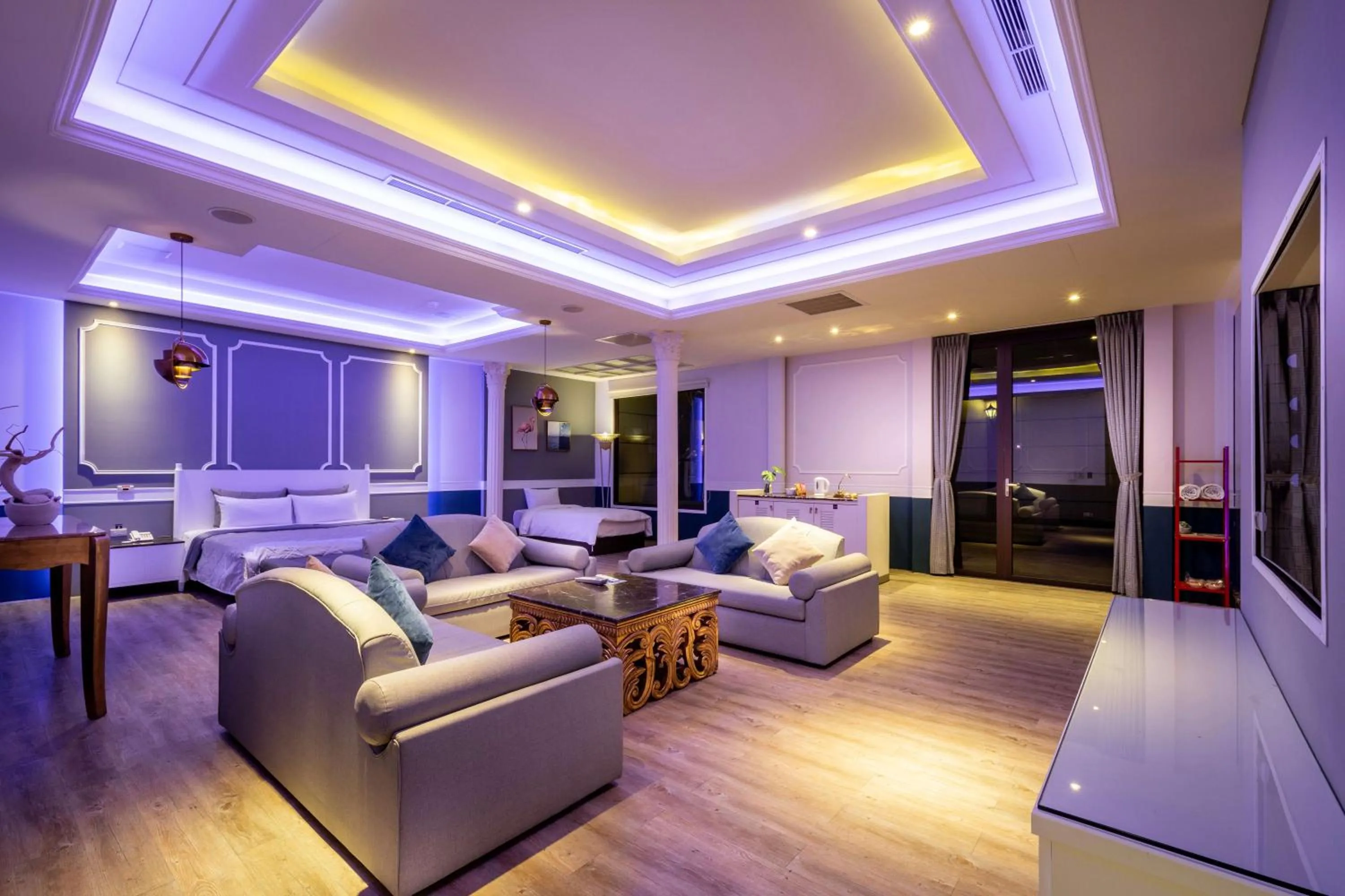 Living room in Vogue Boutique Motel