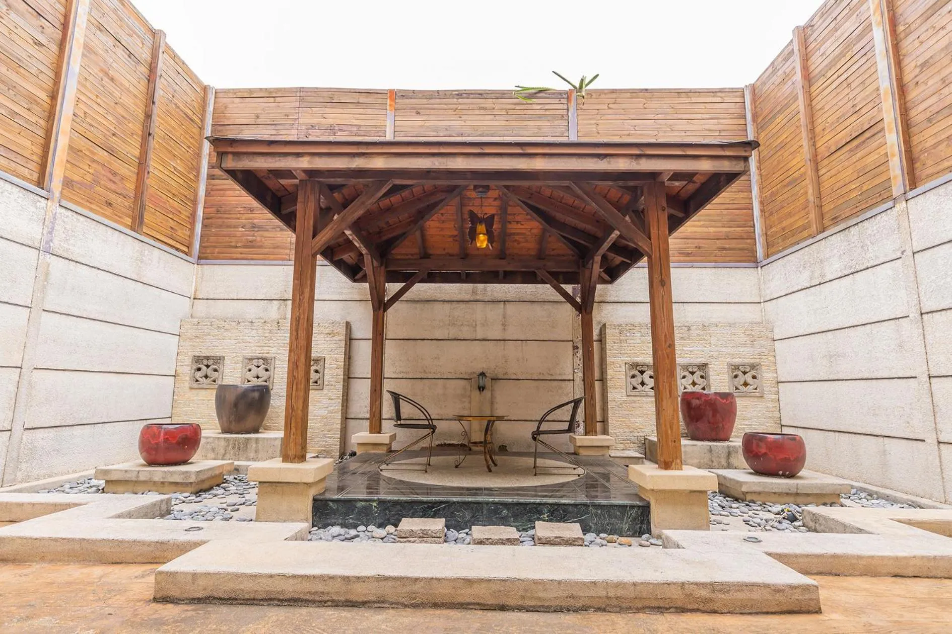 Patio in Vogue Boutique Motel