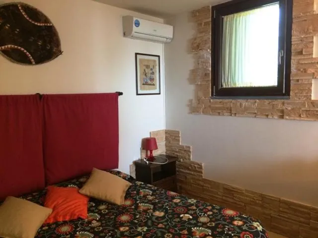 Bed in Etna Hut