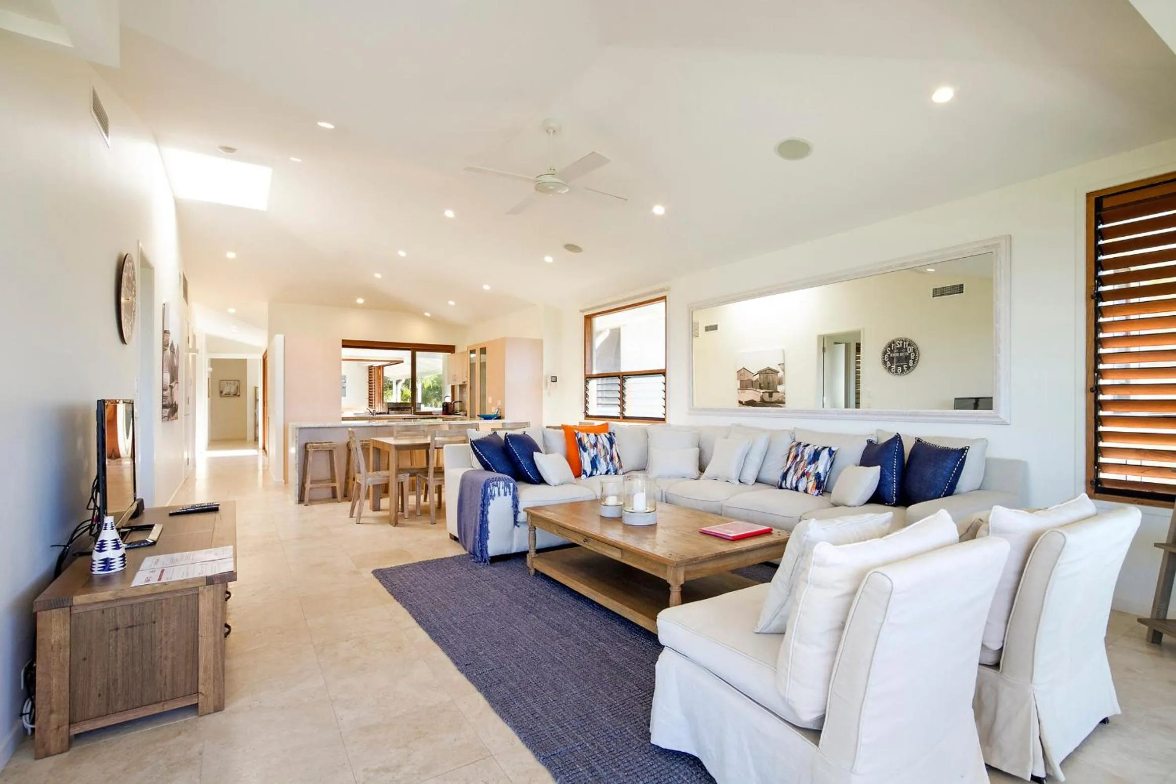 Hale Lani 2 Oceanview Penthouse Paradise