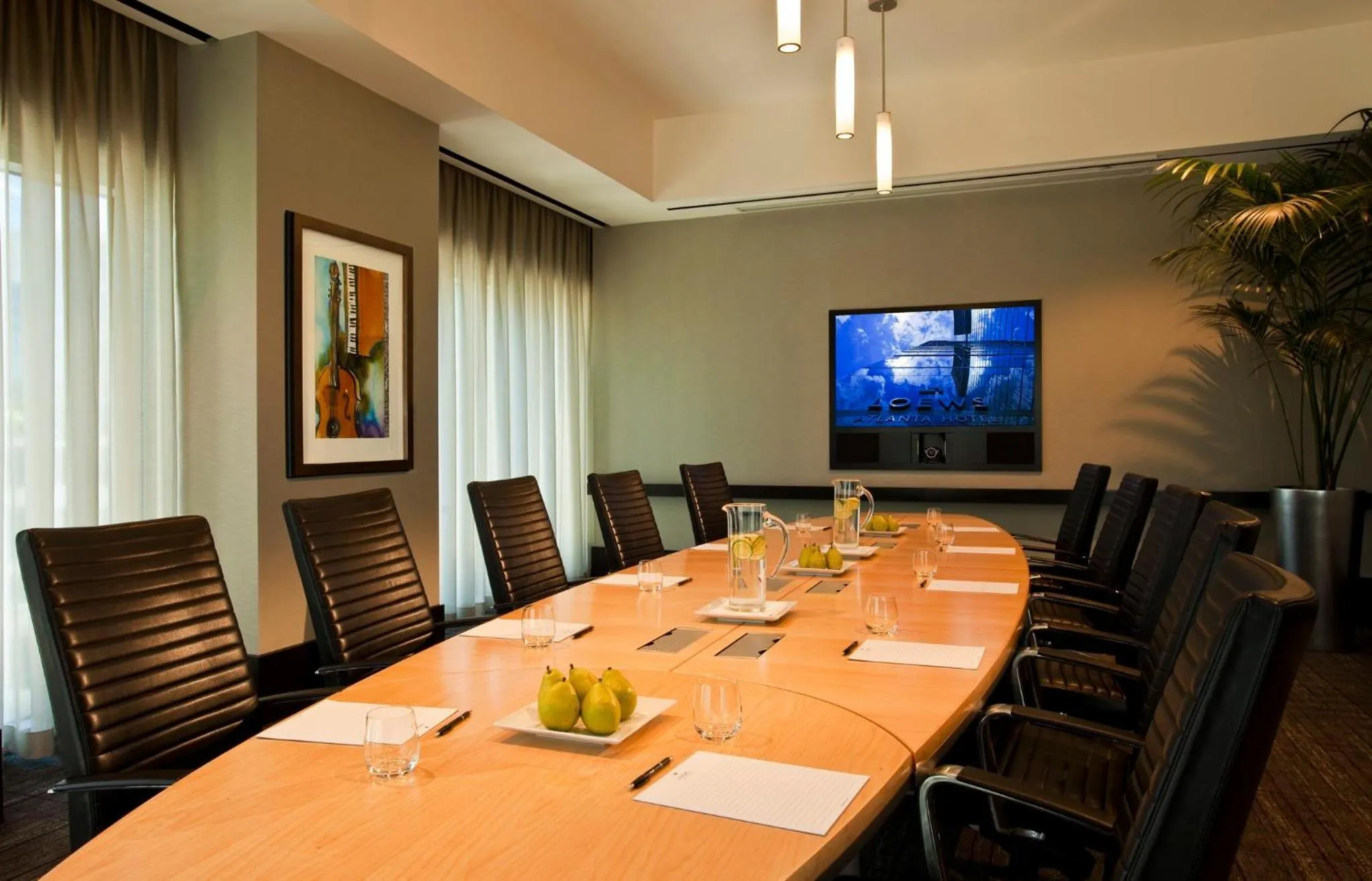 Meeting/conference room in Loews Atlanta Hotel