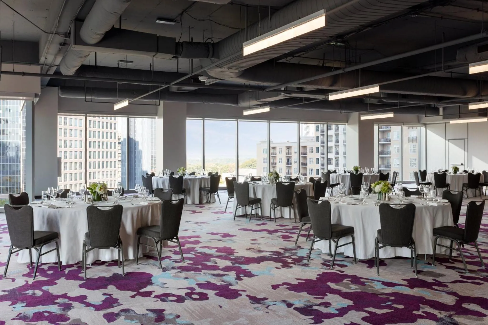 Meeting/conference room in Loews Atlanta Hotel
