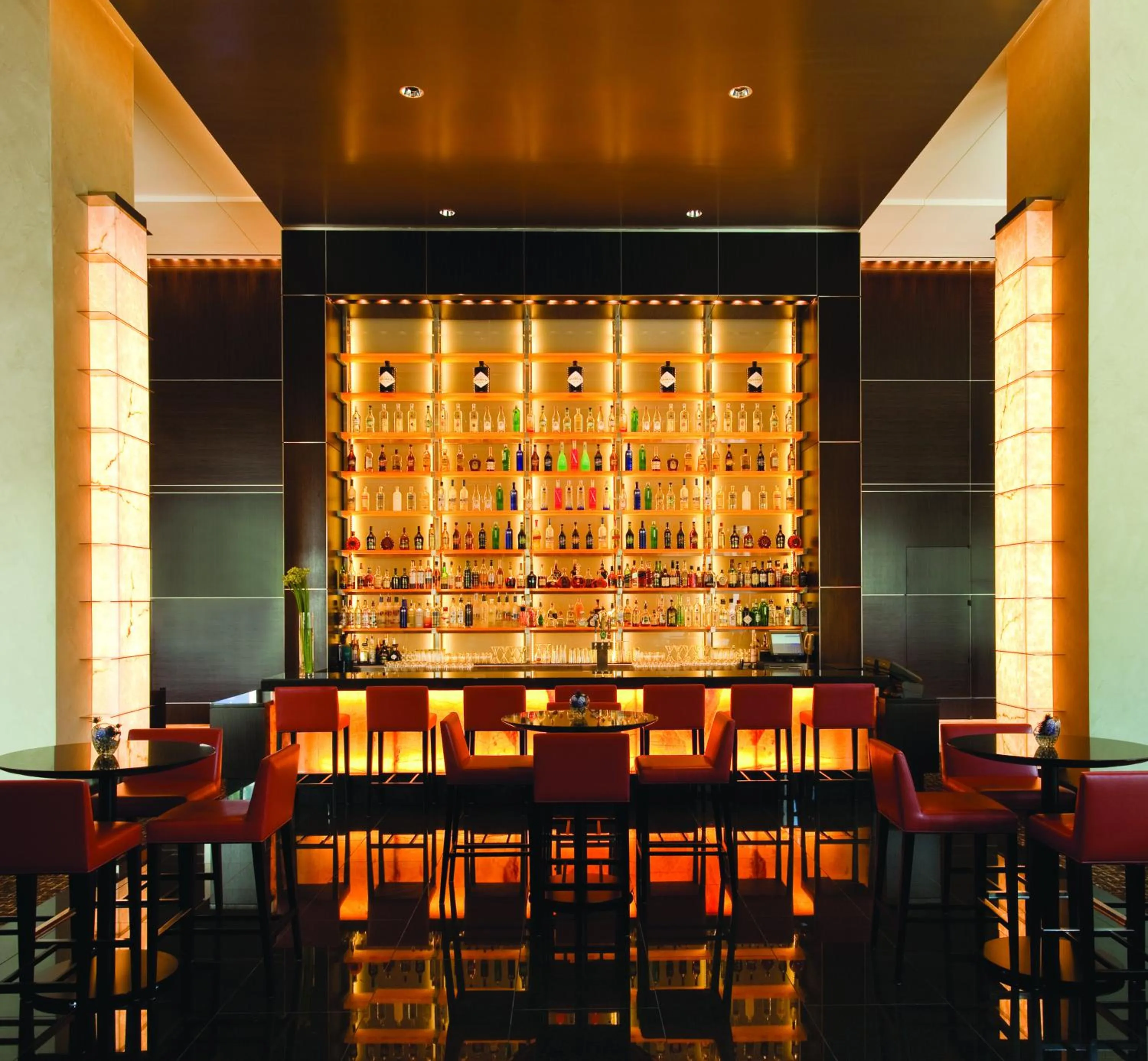 Restaurant/places to eat in Loews Atlanta Hotel