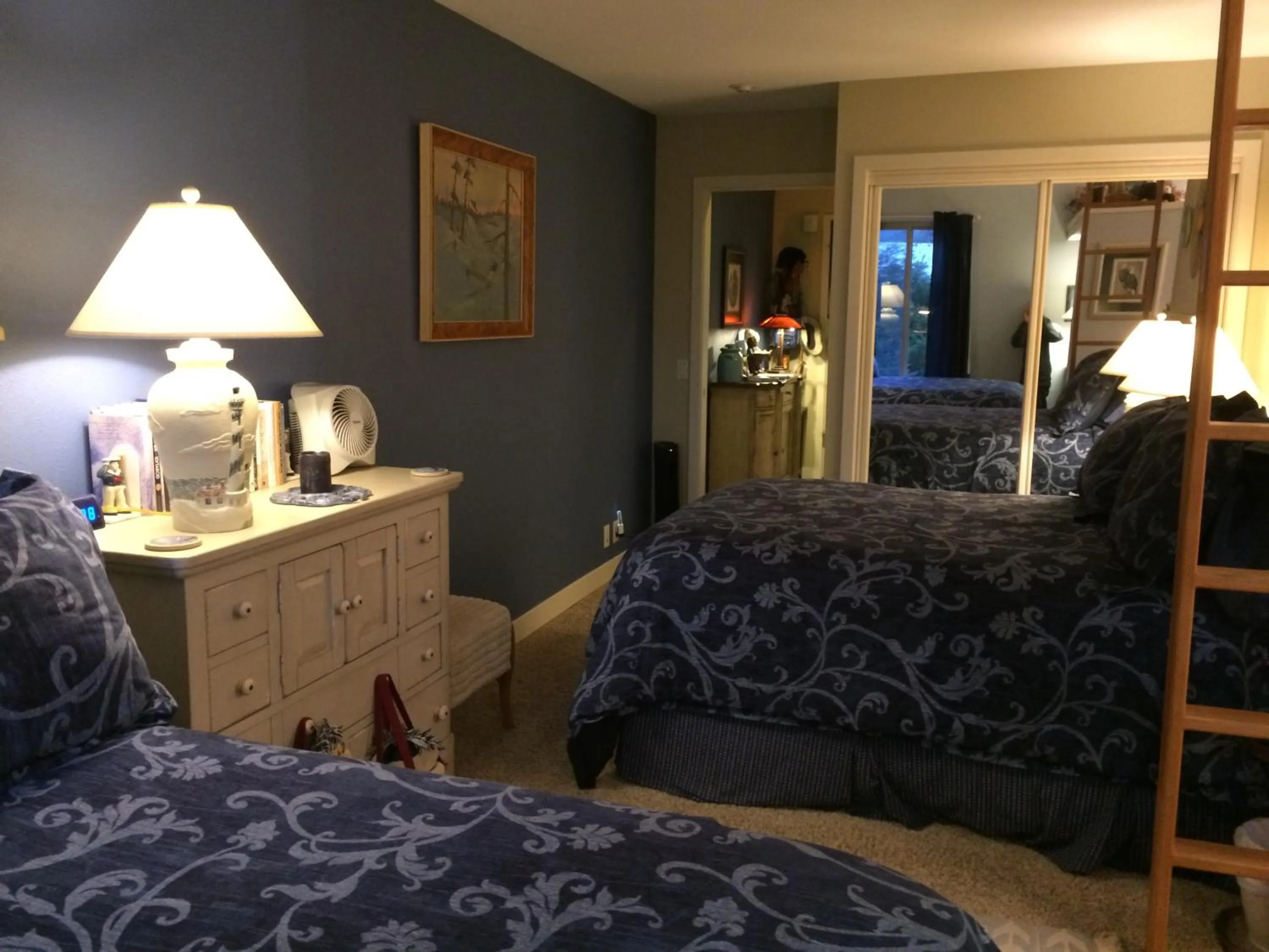 Bed in Black Bear Inn