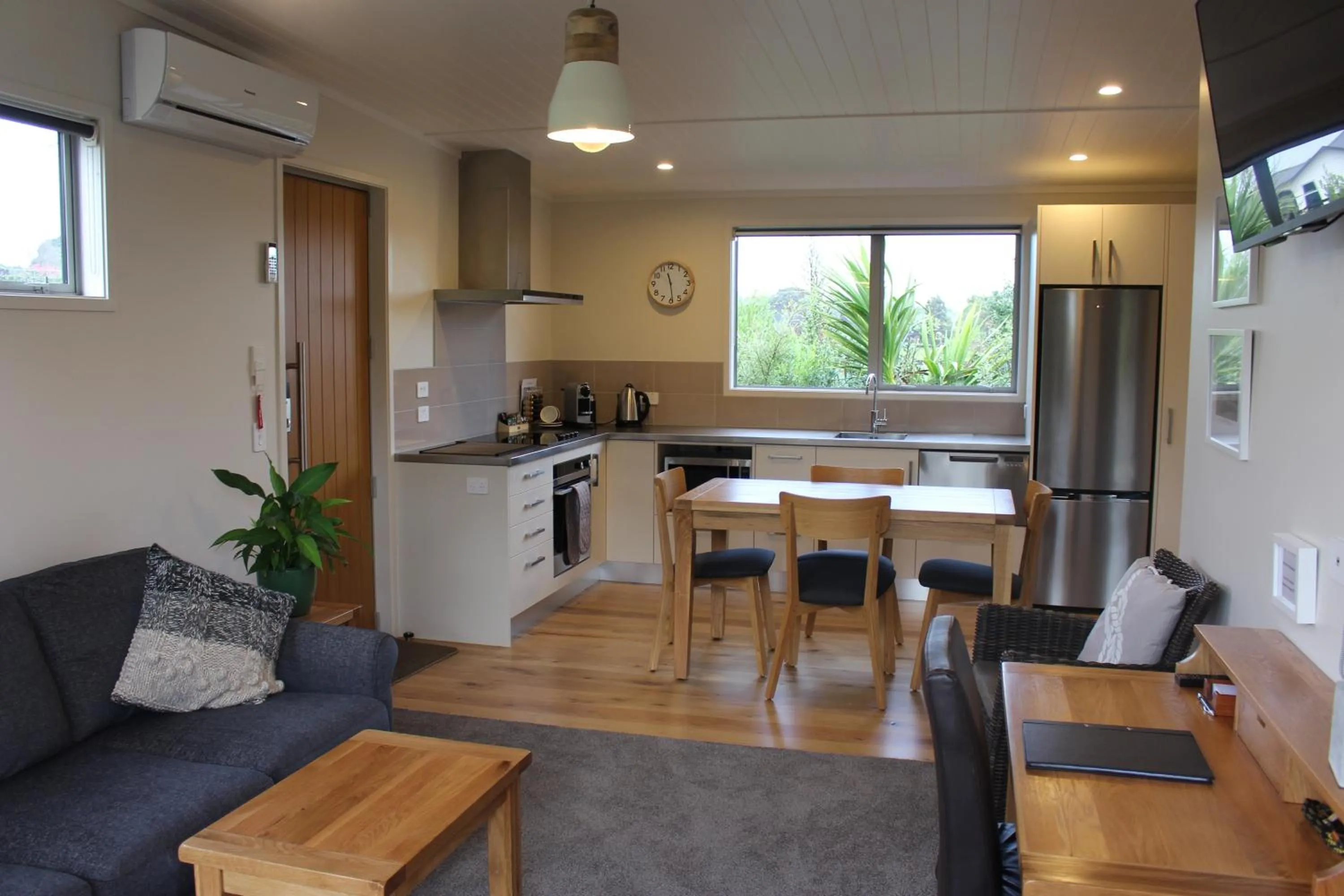 Kitchen or kitchenette in Aviator