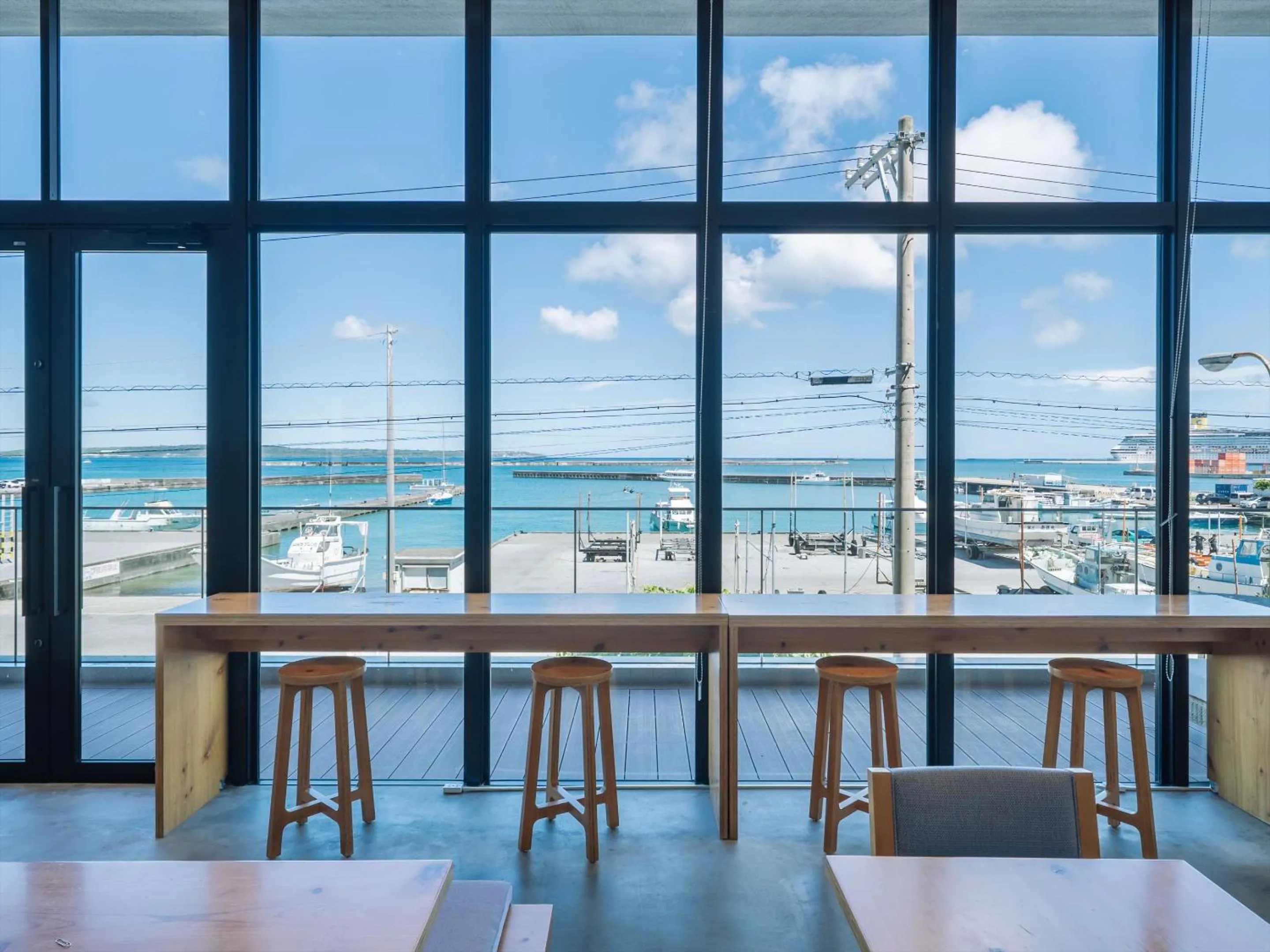 Restaurant/places to eat in Hotel Locus