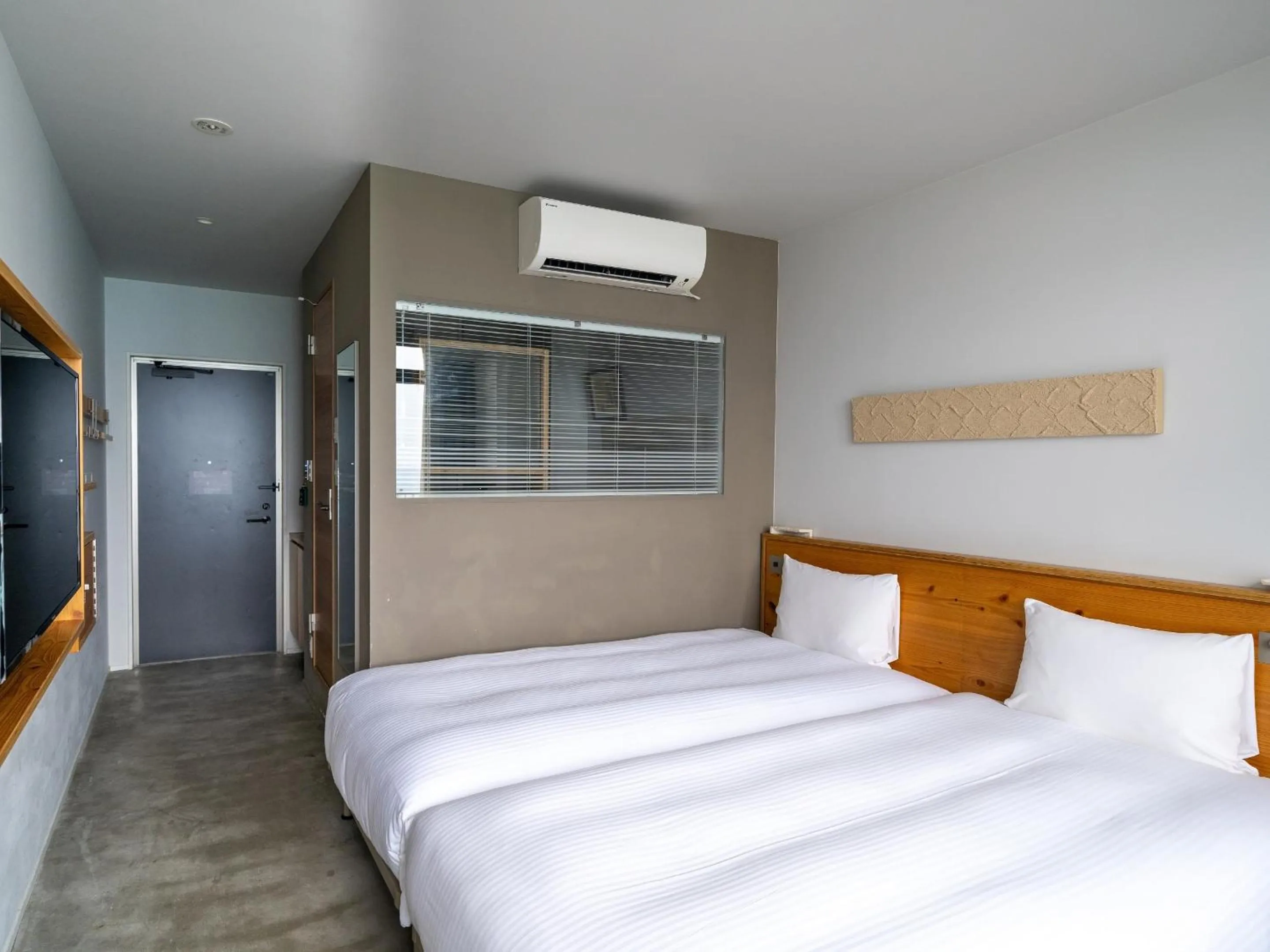 Photo of the whole room, Bed in Hotel Locus