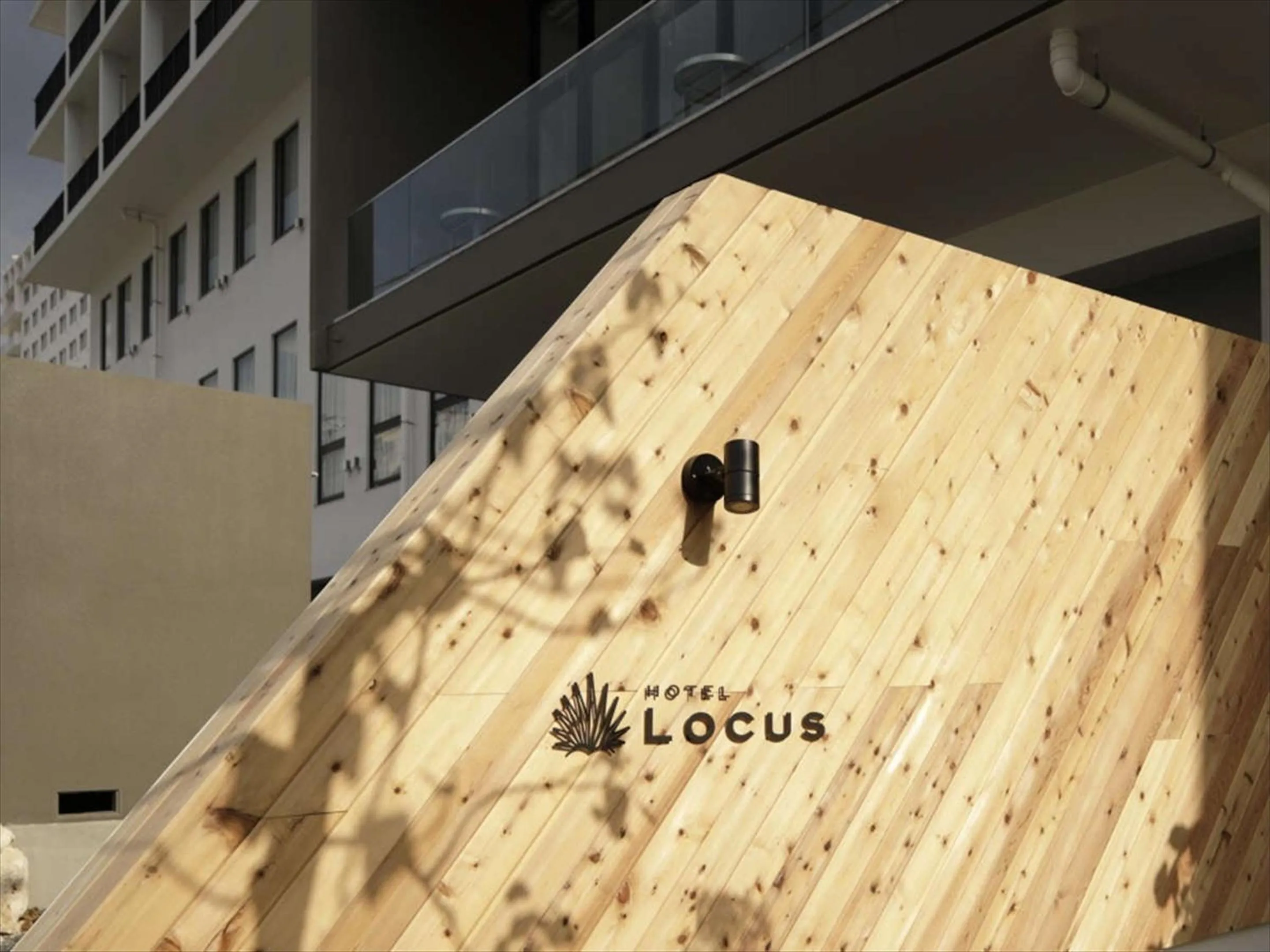 Logo/Certificate/Sign in Hotel Locus