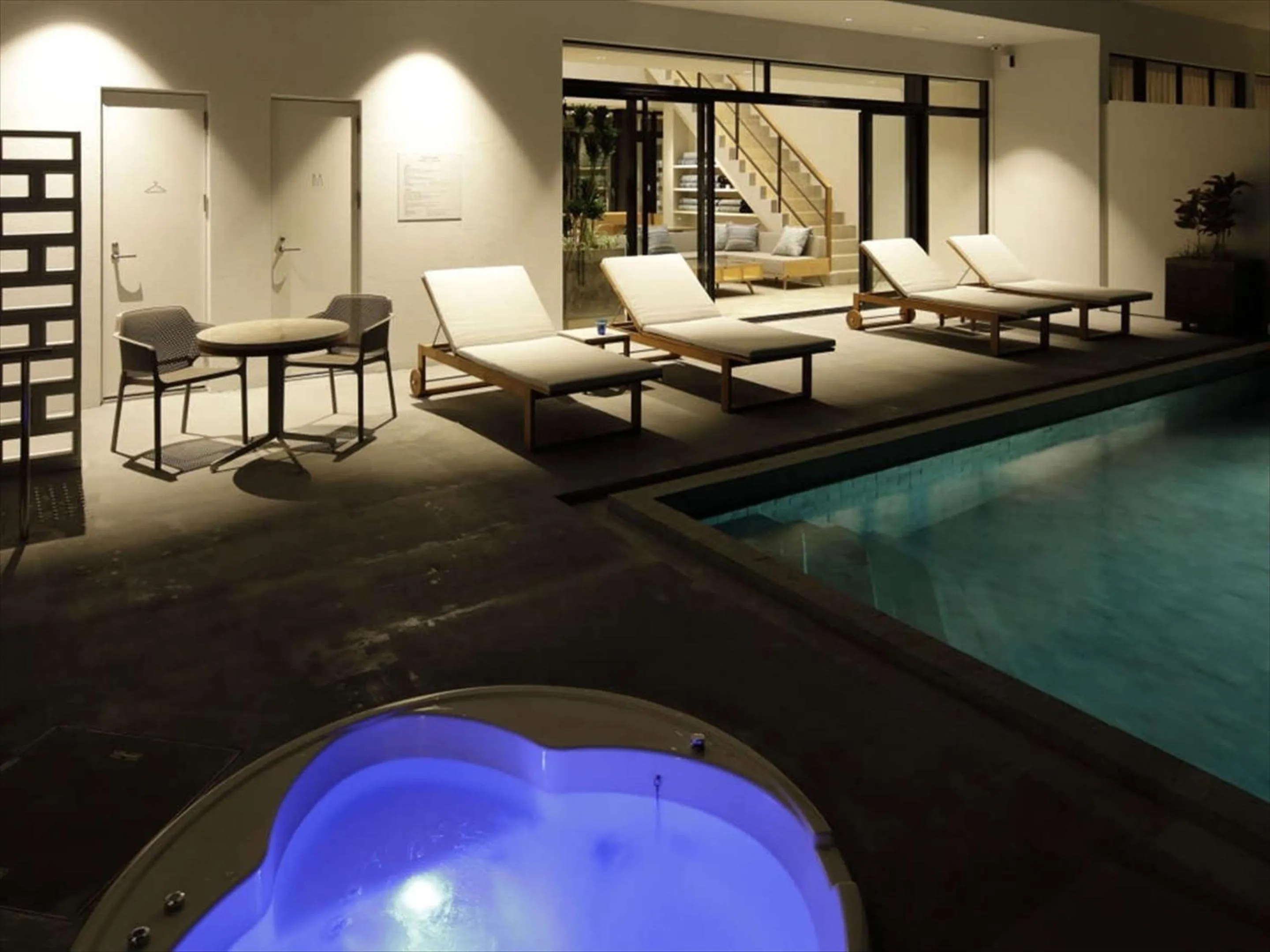 Pool view in Hotel Locus