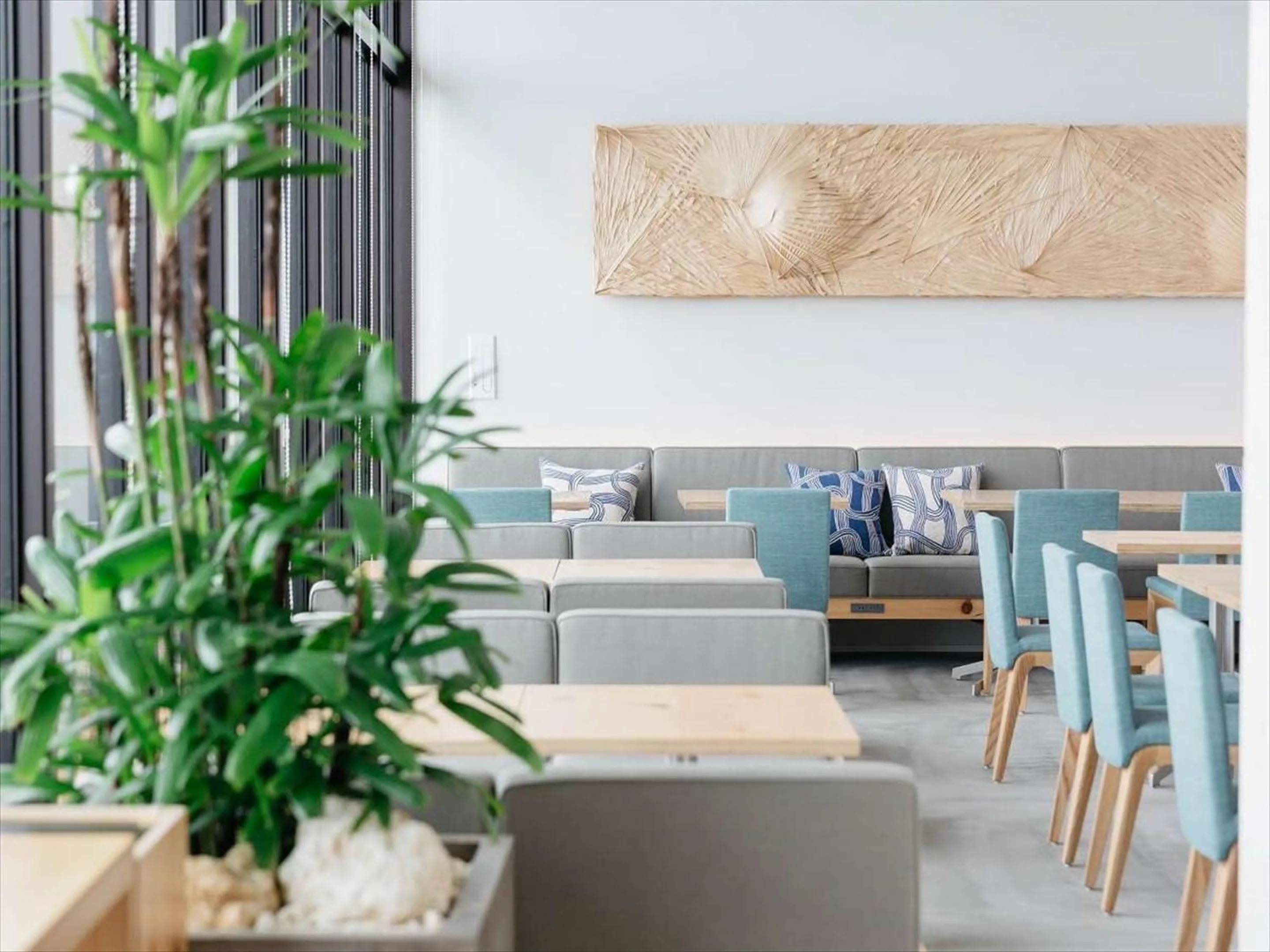 Restaurant/places to eat in Hotel Locus