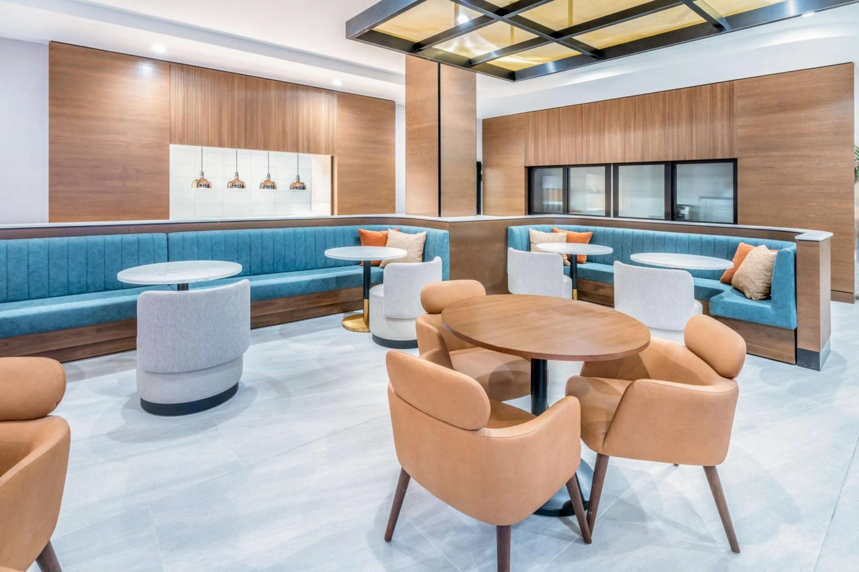 Restaurant/places to eat in Hilton Garden Inn Albuquerque Uptown