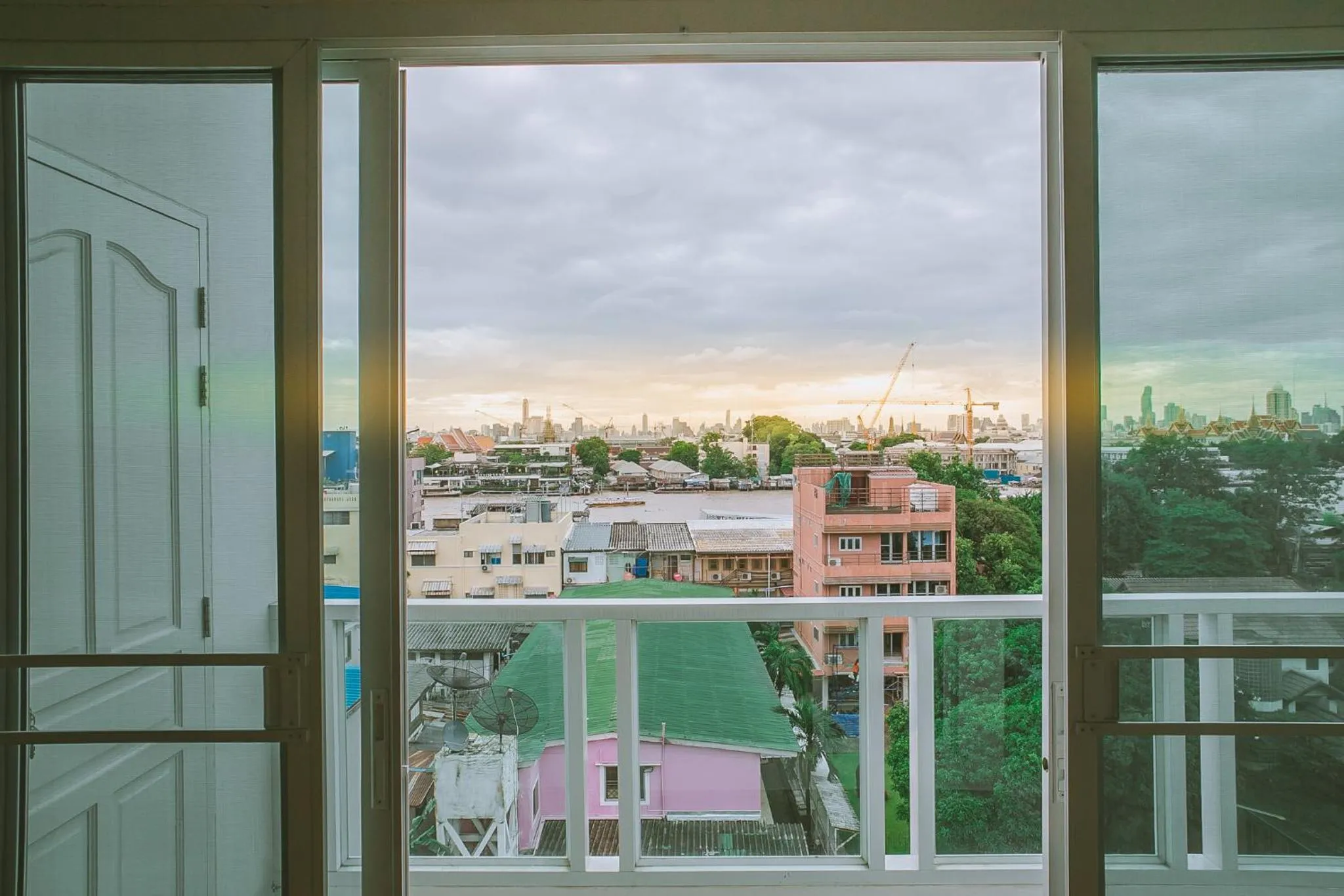 Balcony/Terrace in S.E.T Thanmongkol Residence