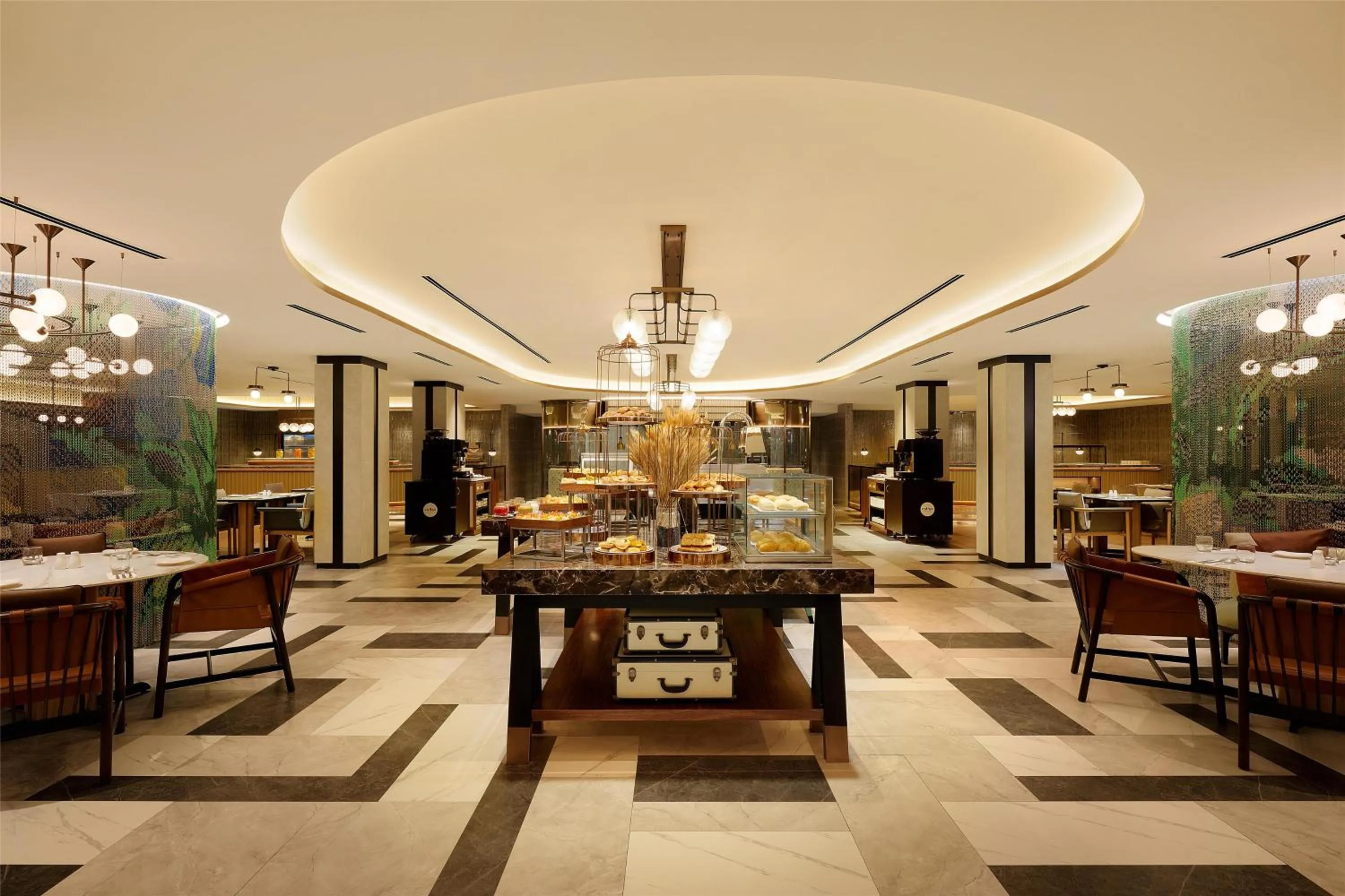 Restaurant/places to eat in Hilton Petaling Jaya