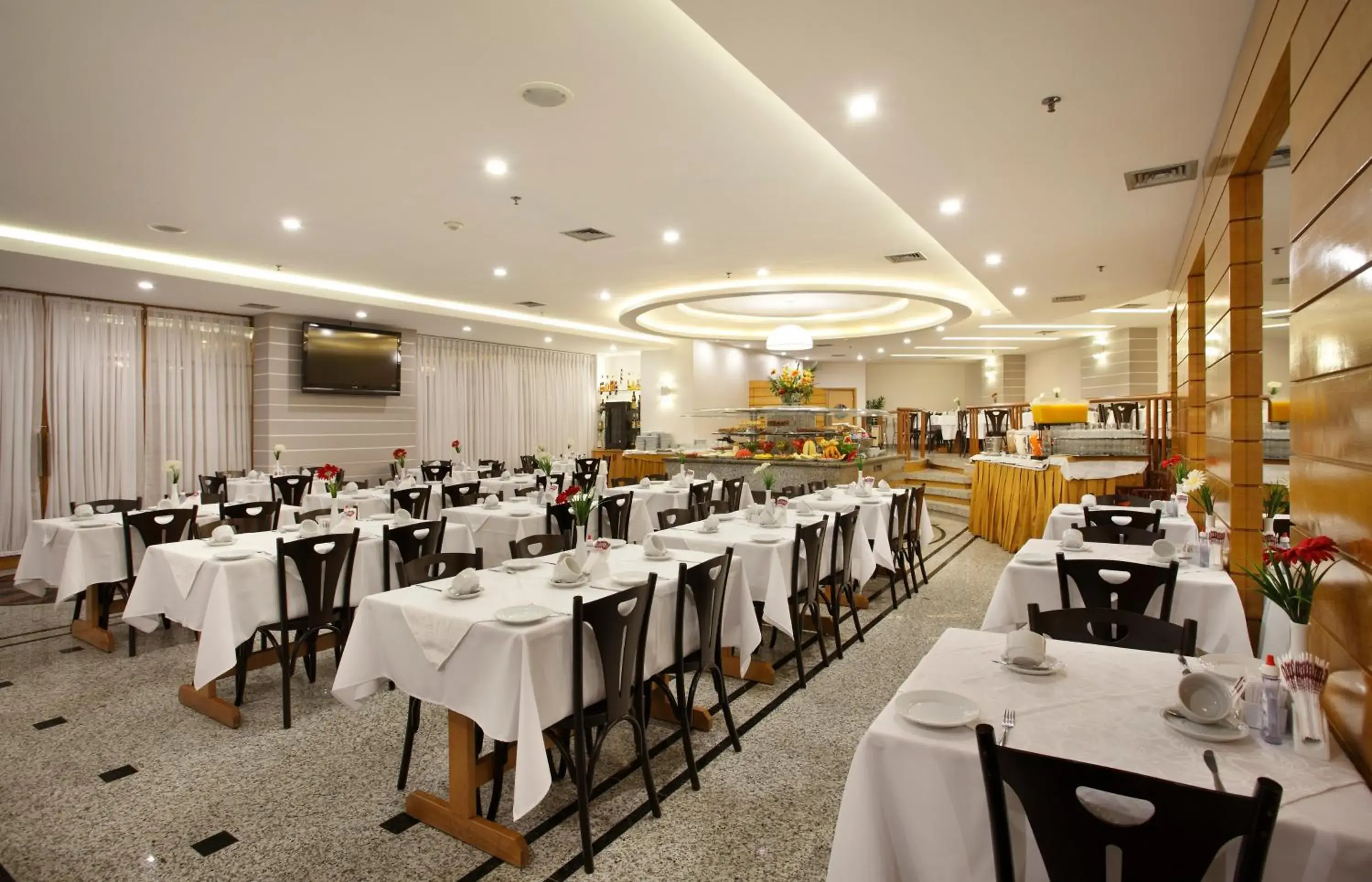 Restaurant/places to eat in Scorial Rio Hotel Restaurant/places to eat in Scorial Rio Hotel