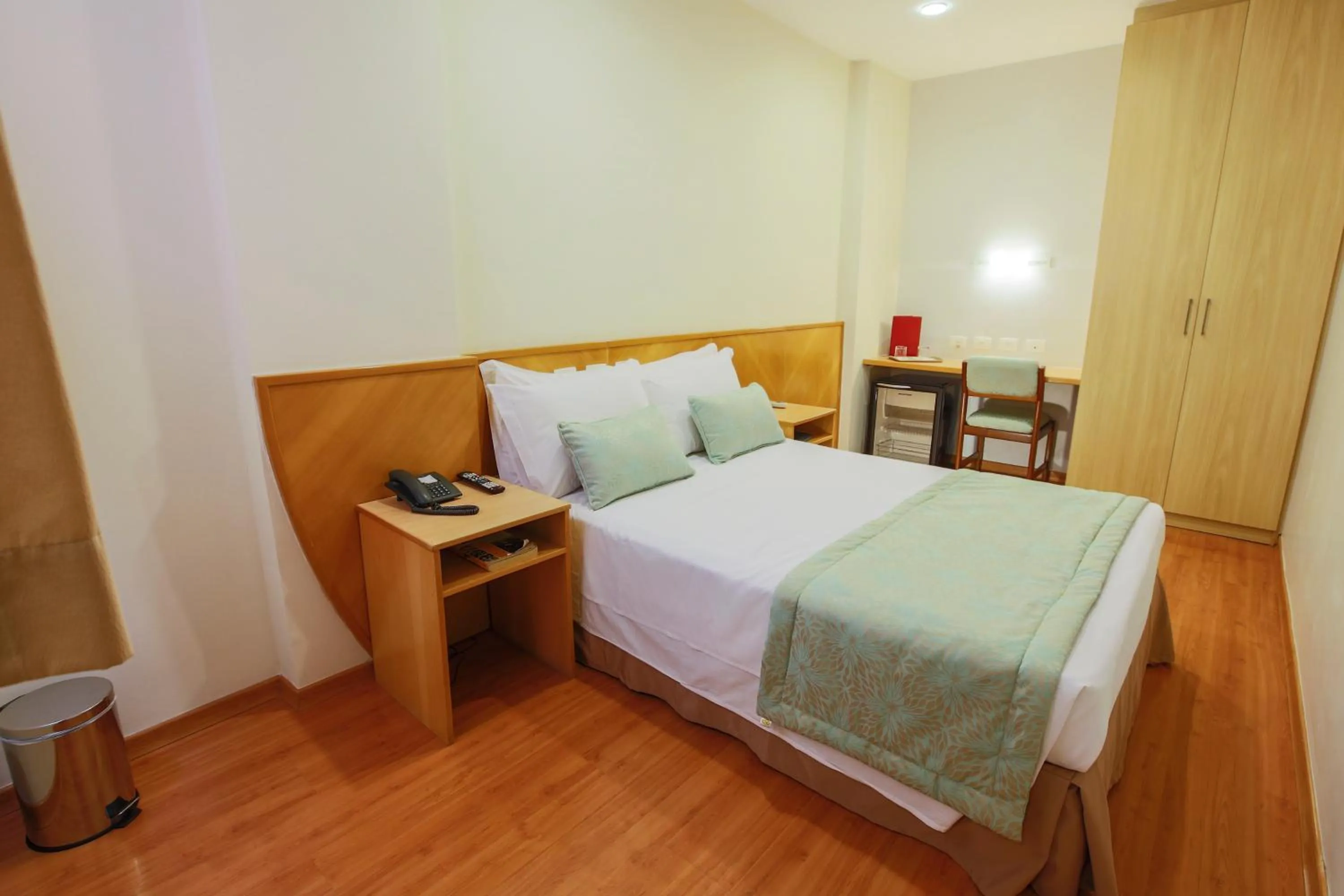 Bedroom, Bed in Scorial Rio Hotel