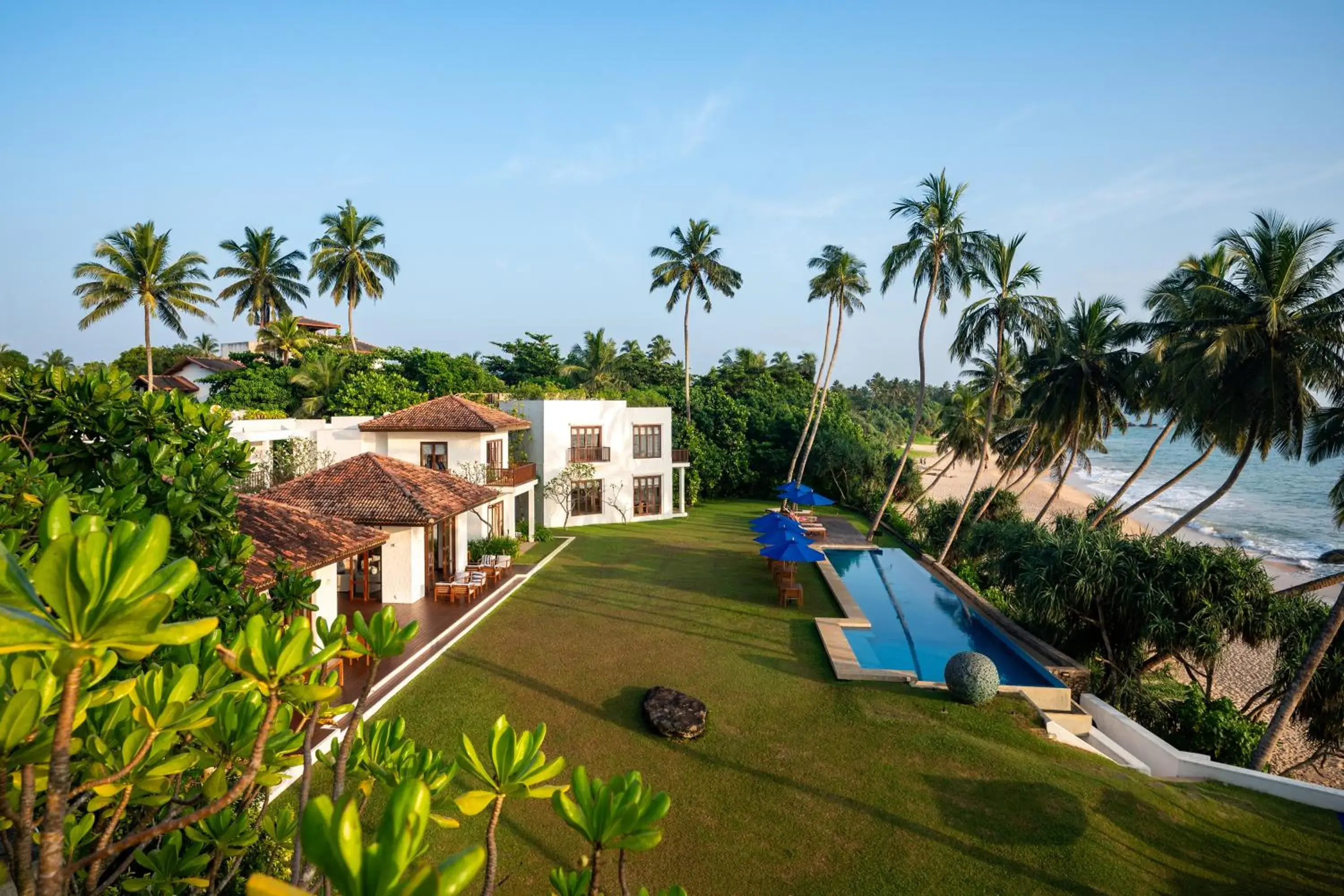 Property building in Kumu Beach Property building in Kumu Beach