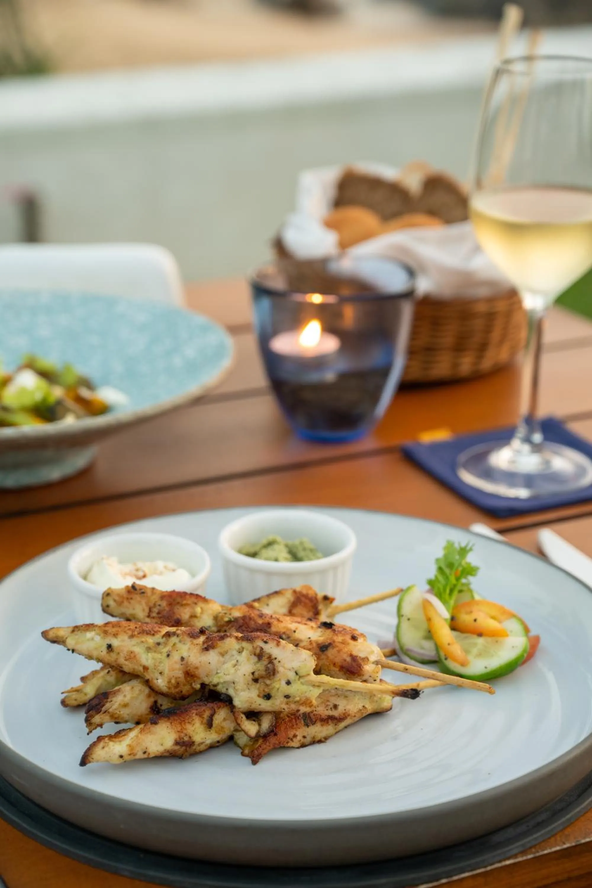 Food and drinks in Kumu Beach