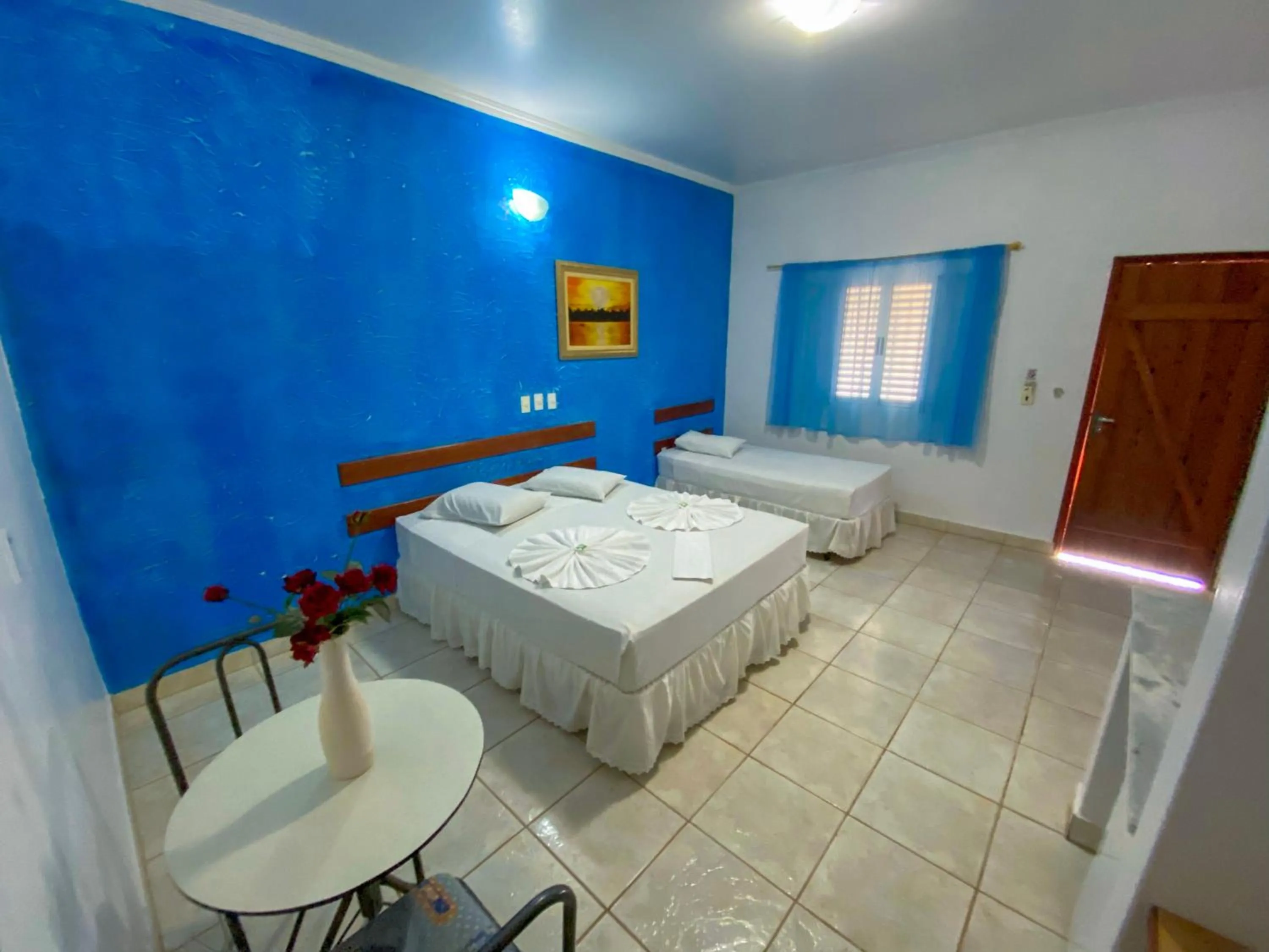 Photo of the whole room, Bed in Hotel Pousada Arauna