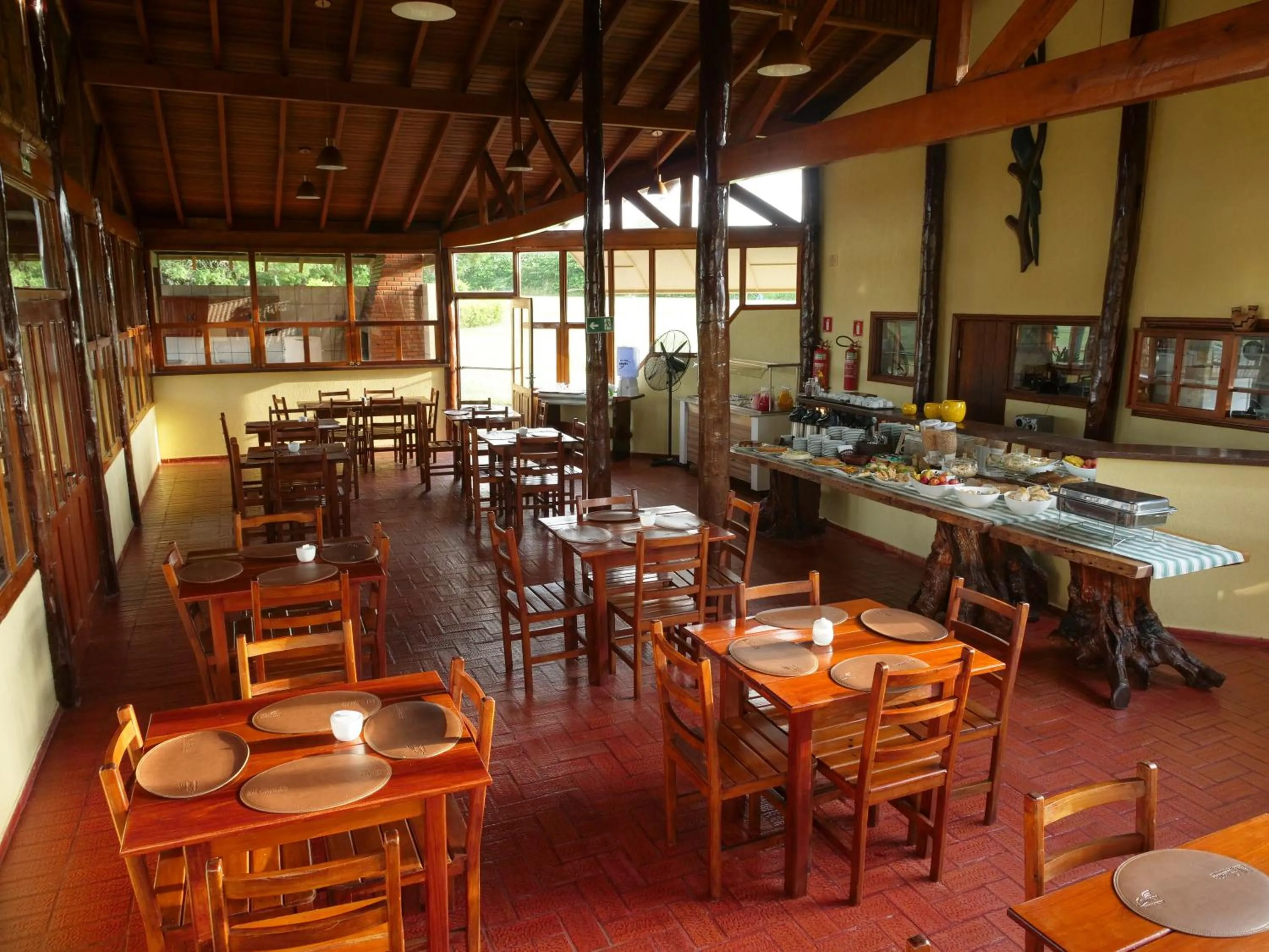 Restaurant/places to eat in Hotel Pousada Arauna